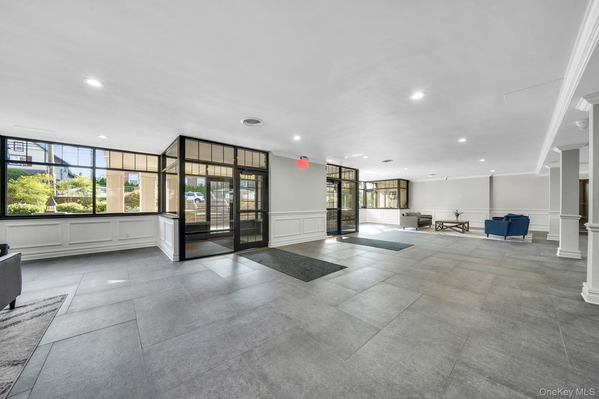 #5 photo, 200 Atlantic Avenue, ナッソー郡 Lynbrook , NY 11563