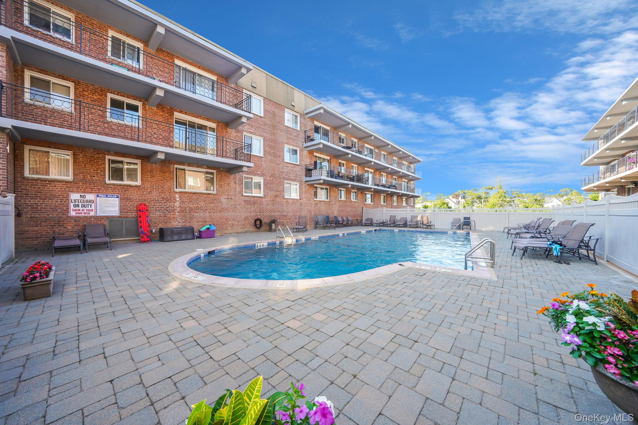 #8 photo, 200 Atlantic Avenue, ナッソー郡 Lynbrook , NY 11563