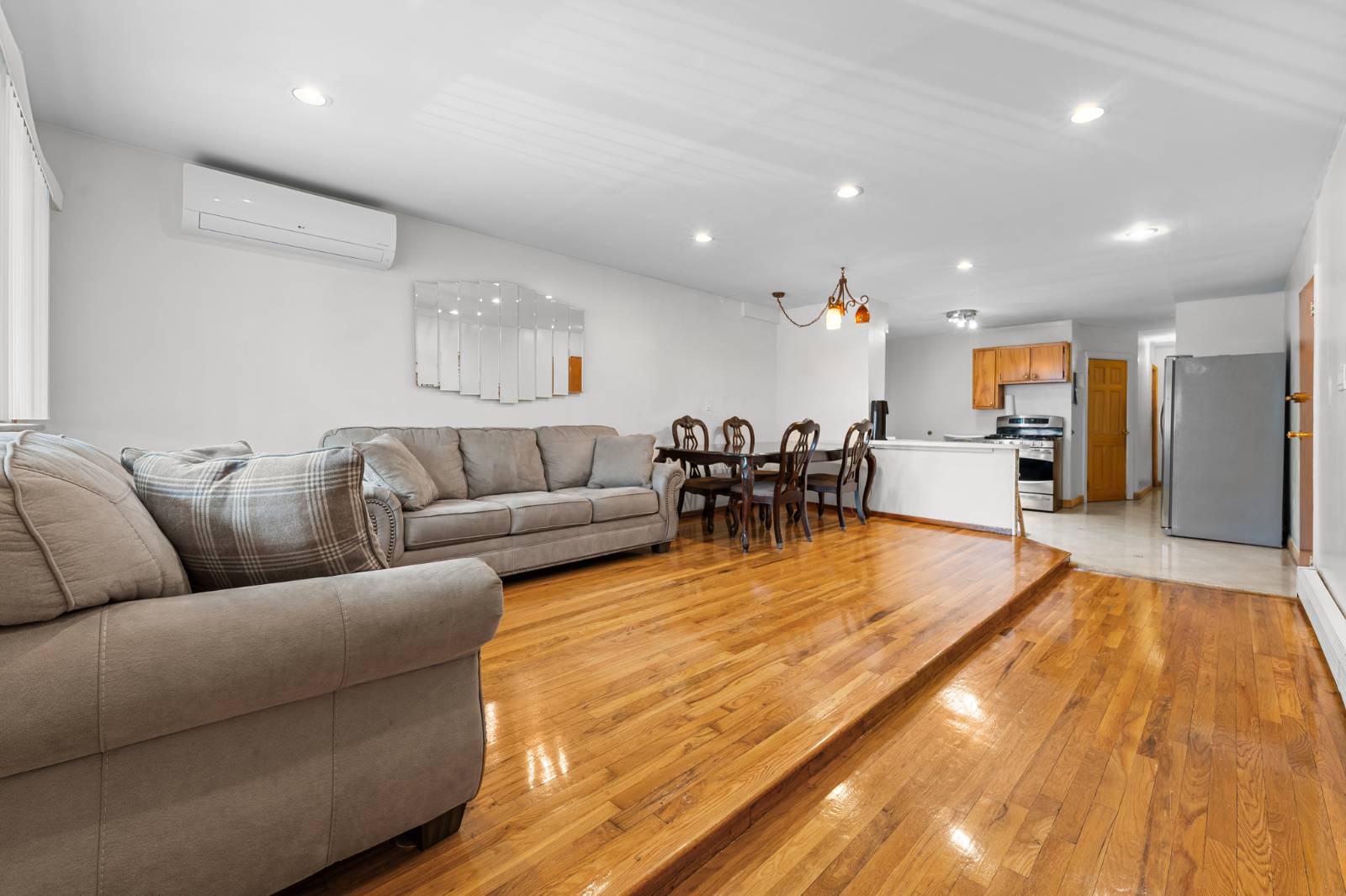 #3 photo, 249 Newkirk Ave, ブルックリン区 Kensington , NY 11230