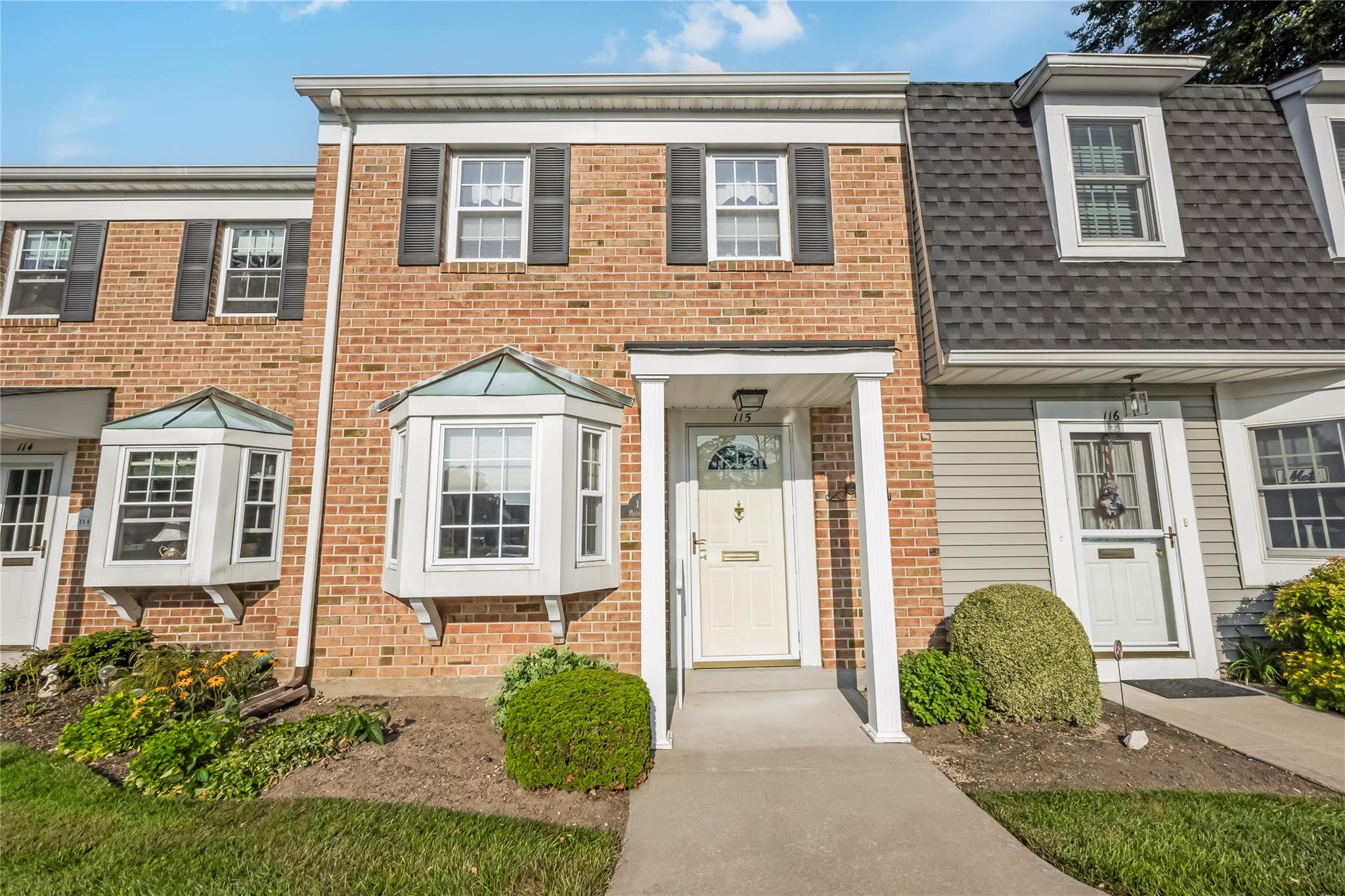 #1 photo, 115 Harbor South, 東長島 Amityville , NY 11701