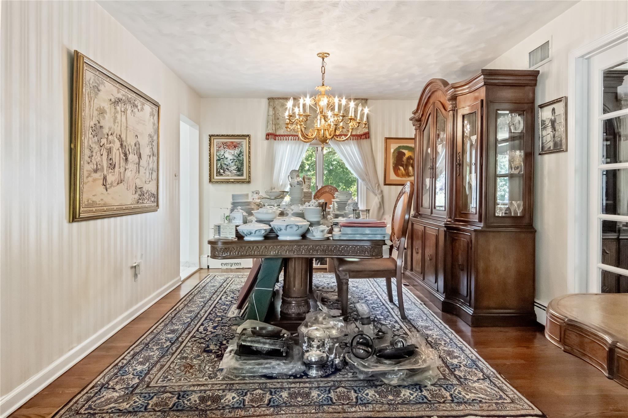 #6 photo, 11 Hillside Court, Suffern , NY 10901