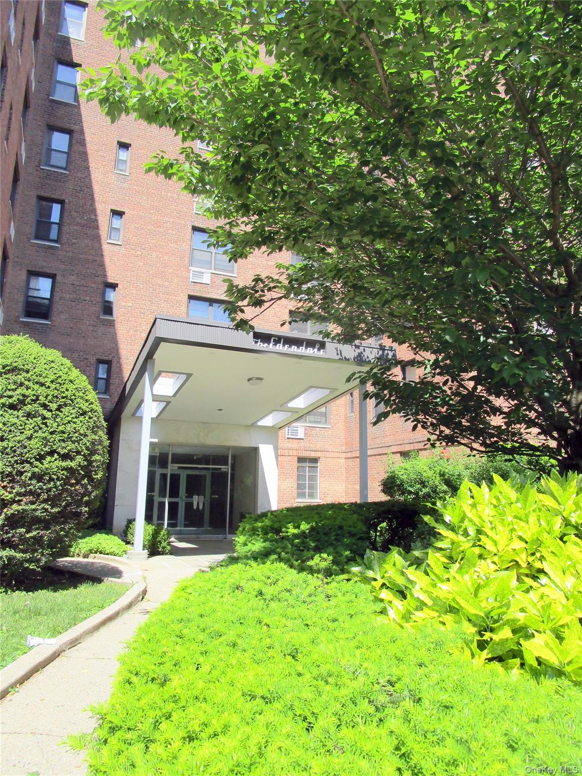 #1 photo, 123 Valentine Lane, 紐約州 Yonkers , NY 10705