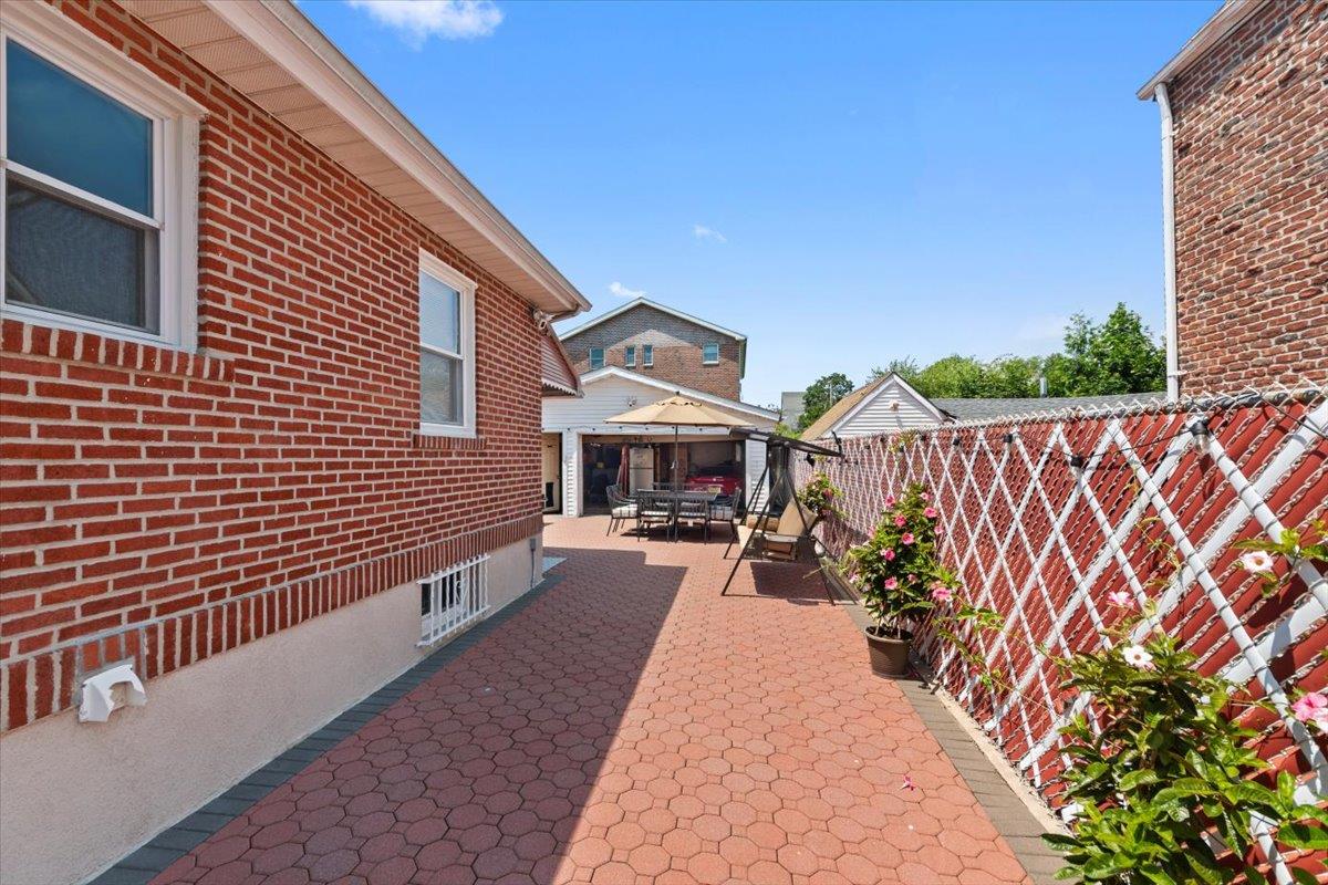 #5 photo, 15 Sumner Avenue, Yonkers , NY 10704