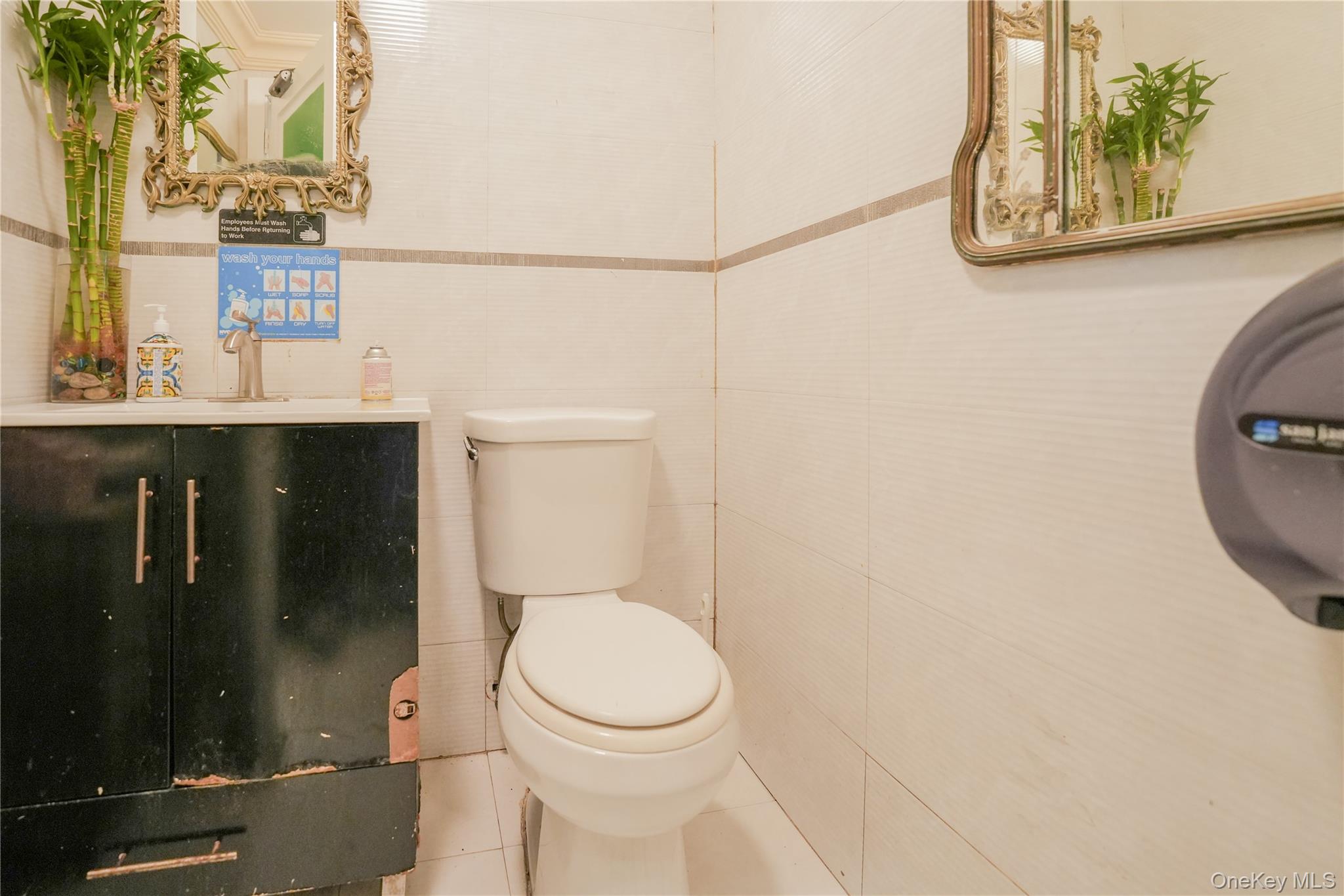 #10 photo, 83-28 Northern Boulevard, クイーンズ区 Jackson Heights , NY 11372