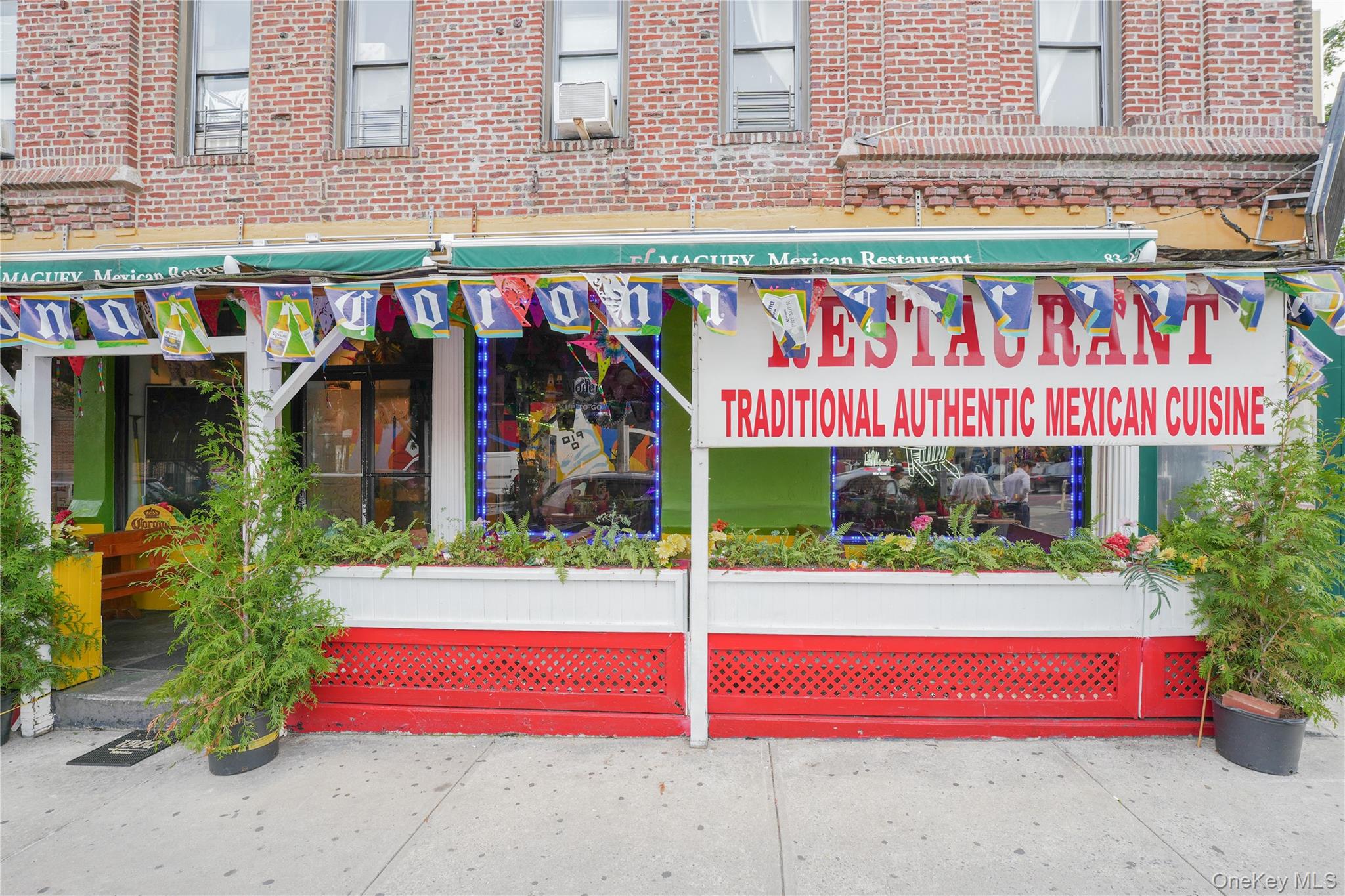 #16 photo, 83-28 Northern Boulevard, クイーンズ区 Jackson Heights , NY 11372