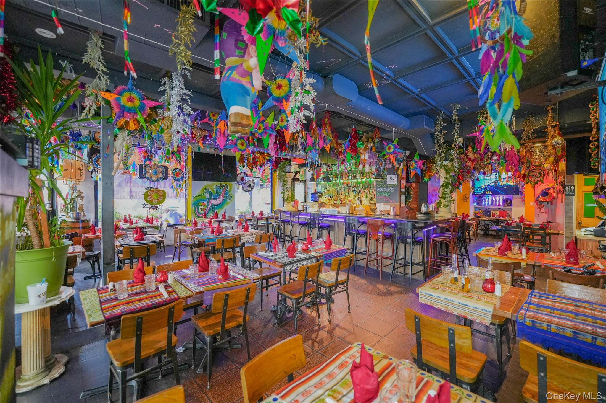 #19 photo, 83-28 Northern Boulevard, クイーンズ区 Jackson Heights , NY 11372