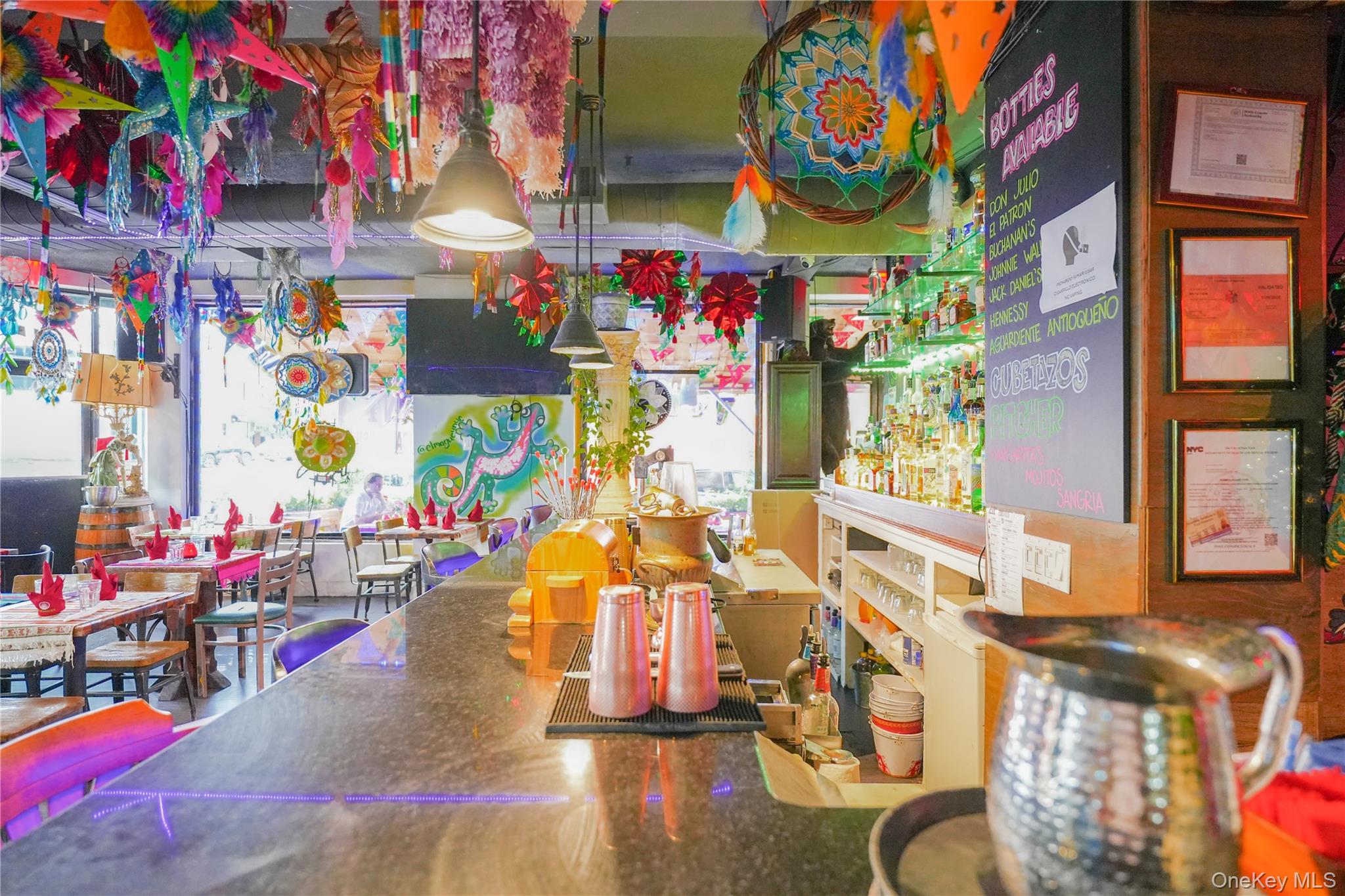 #7 photo, 83-28 Northern Boulevard, クイーンズ区 Jackson Heights , NY 11372