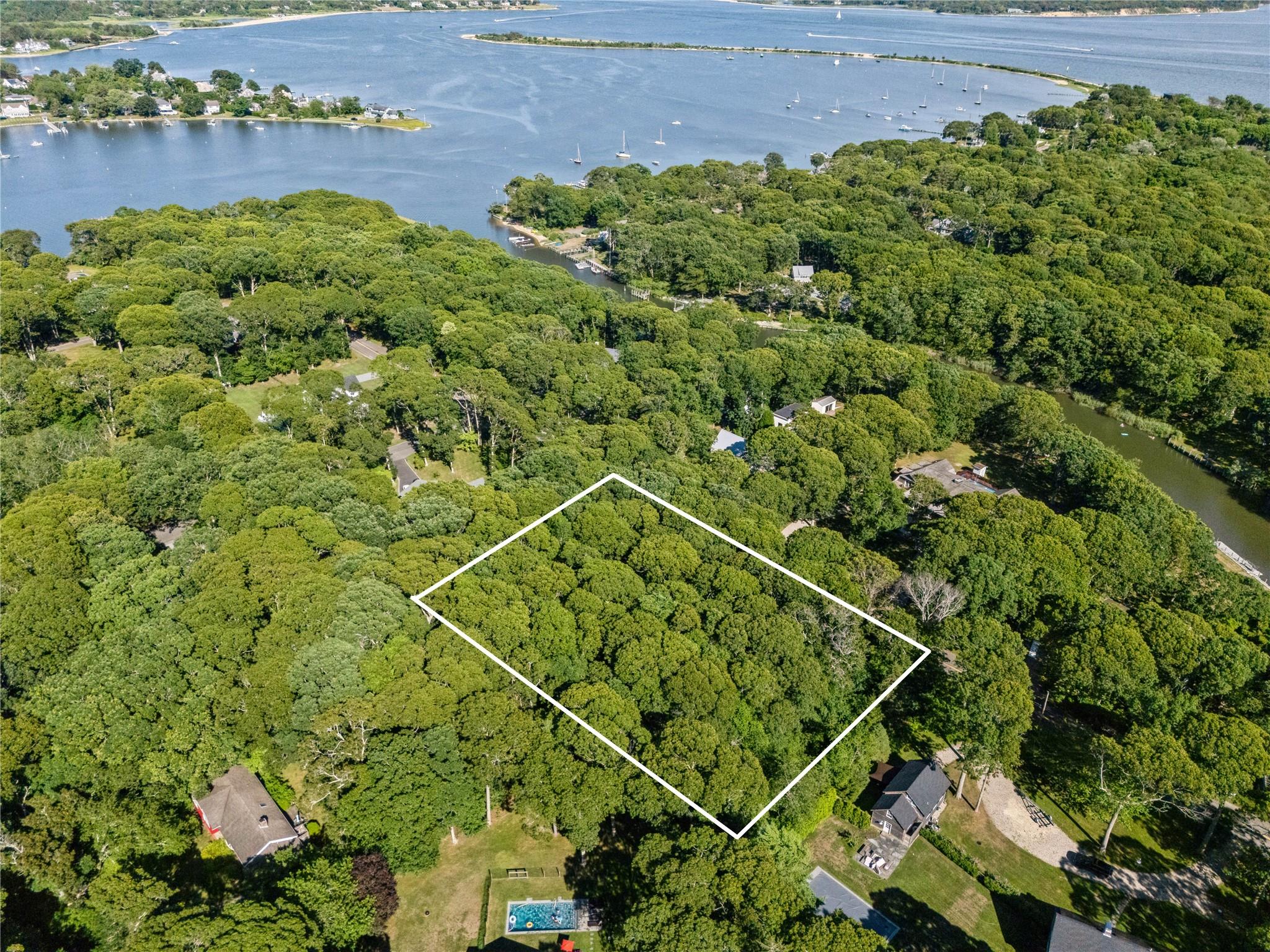 #1 photo, 8 Wheeler, Shelter Island , NY 