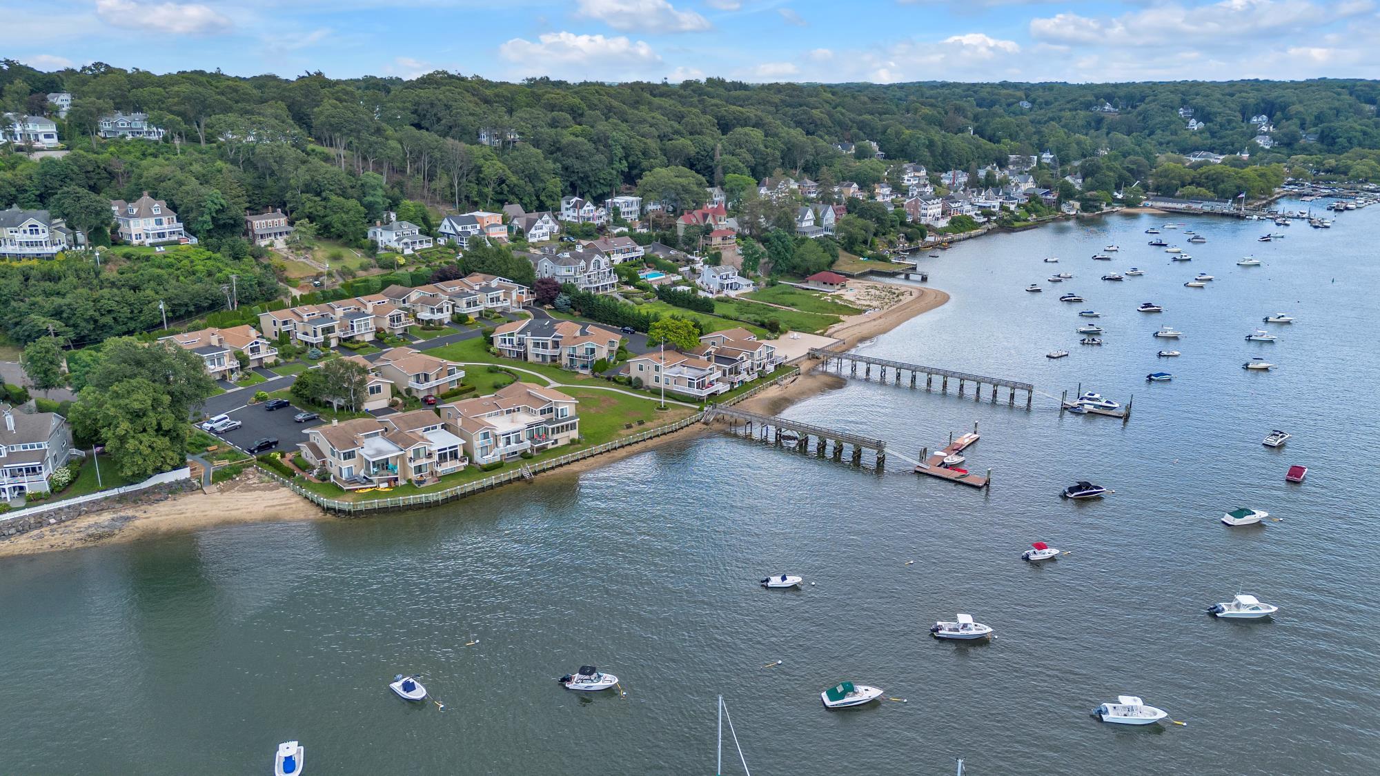 #8 photo, 12 Fairwind Court, 東長島 北港 Northport , NY 11768