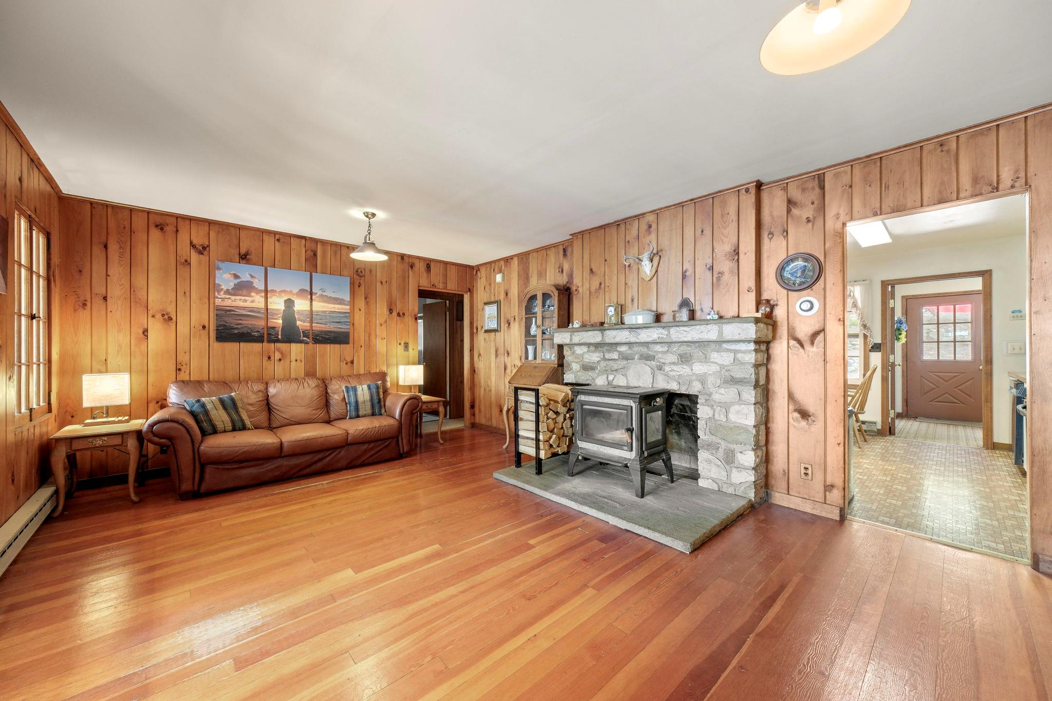 #9 photo, 194 Canal Road, Wurtsboro , NY 12790