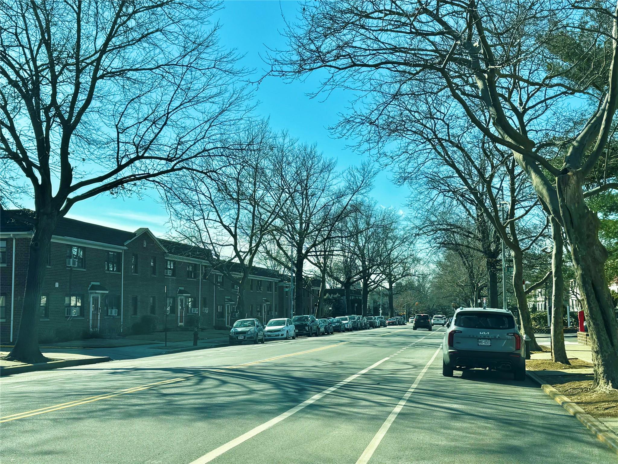 #9 photo, 138-29 Jewel Ave, クイーンズ区 Kew Garden Hills , NY 11367