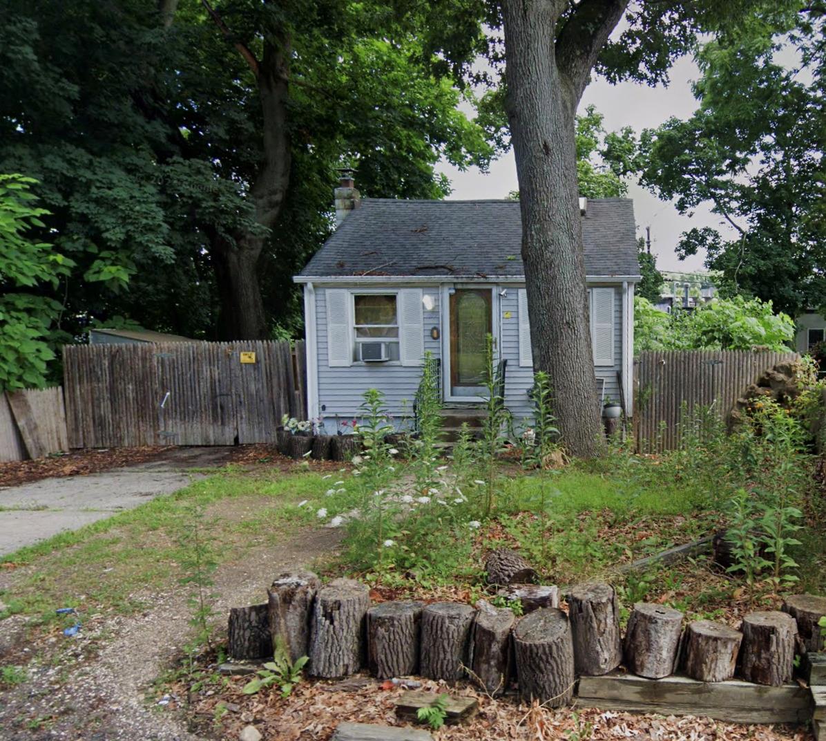 #1 photo, 109 Wyona Avenue, 东长岛 Brookhaven , NY 11784