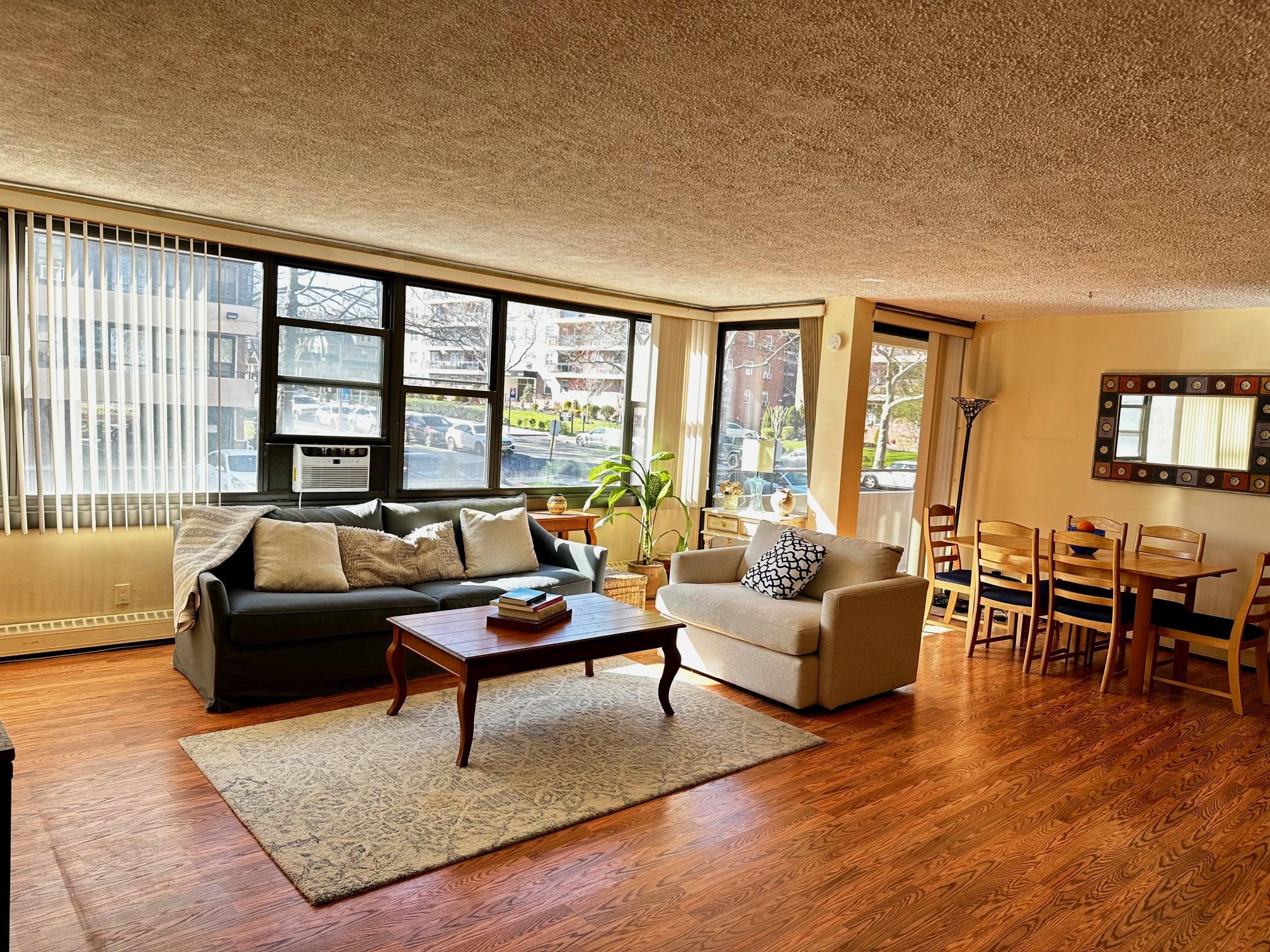 #1 photo, 162-30 Powells Cove Boulevard, Beechhurst , NY 11357