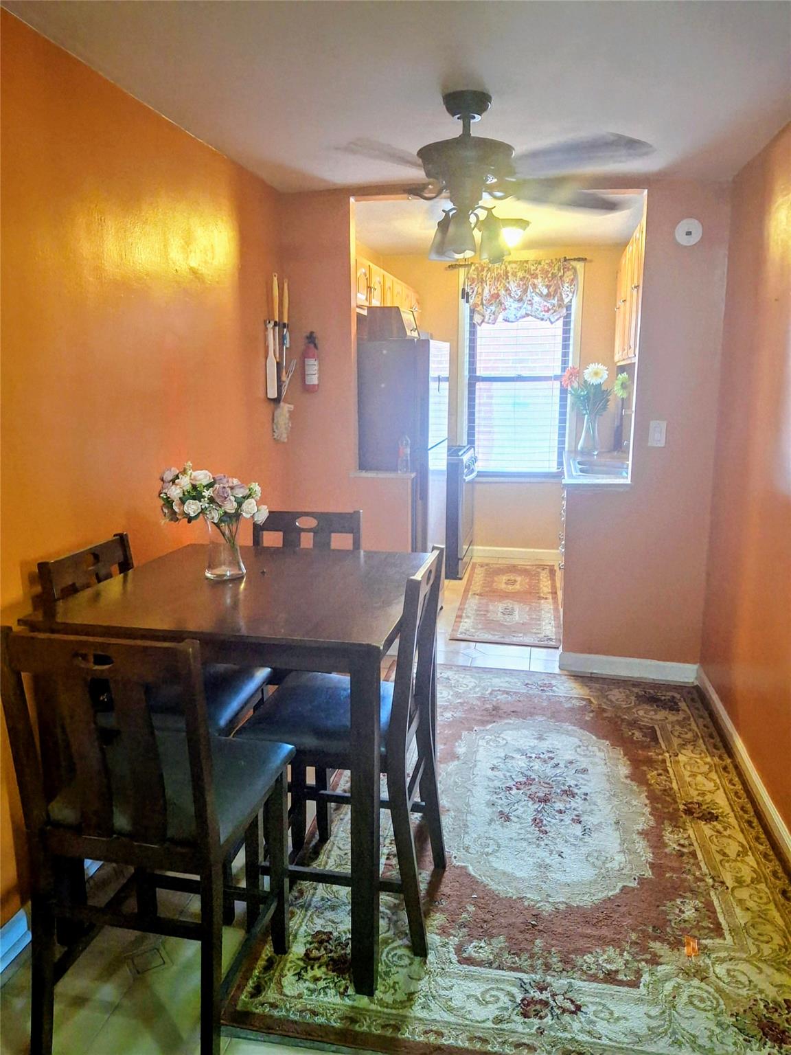 #3 photo, 3231 Barker Ave, برونكس Bronx , NY 10467