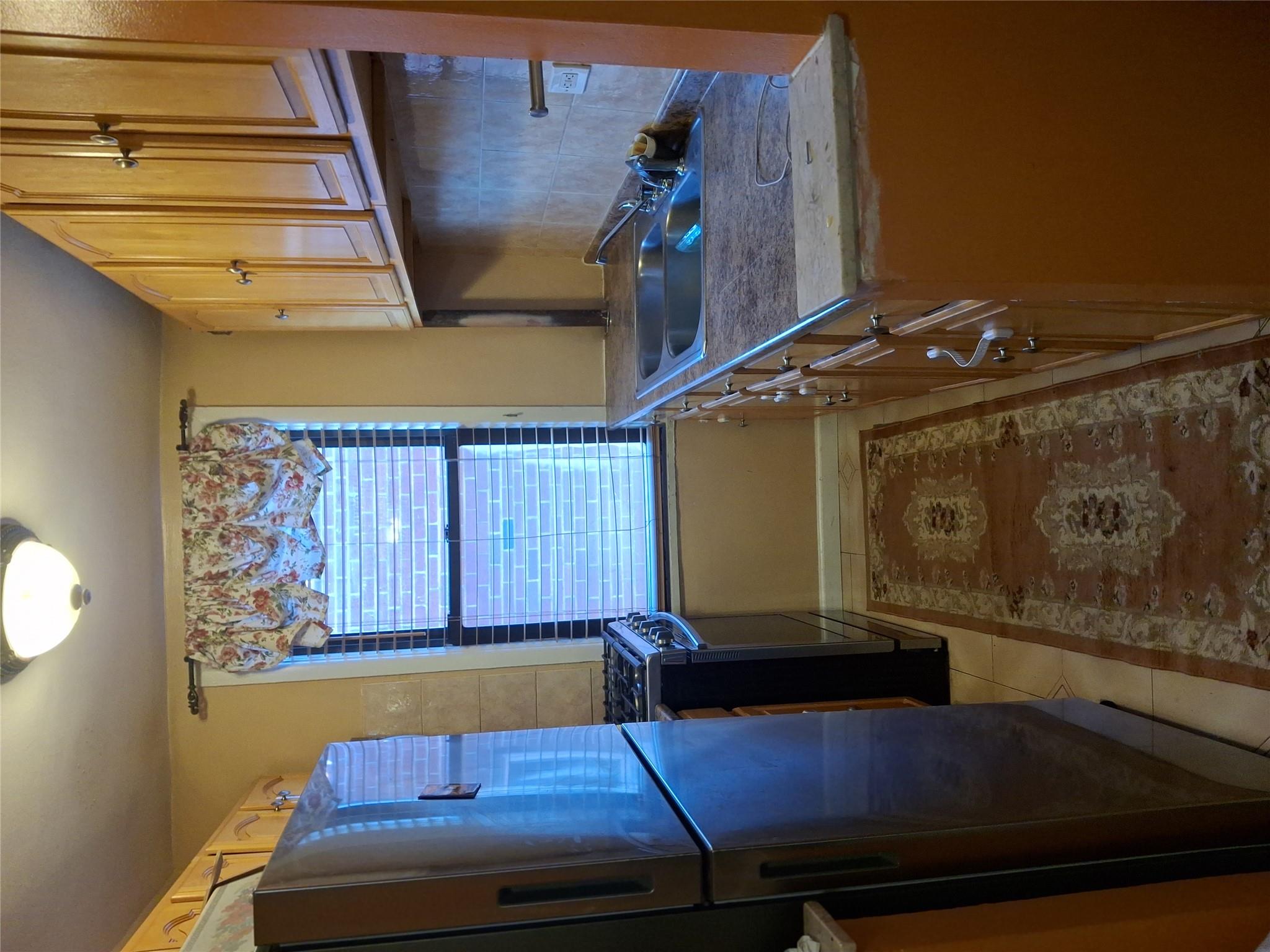 #4 photo, 3231 Barker Ave, برونكس Bronx , NY 10467