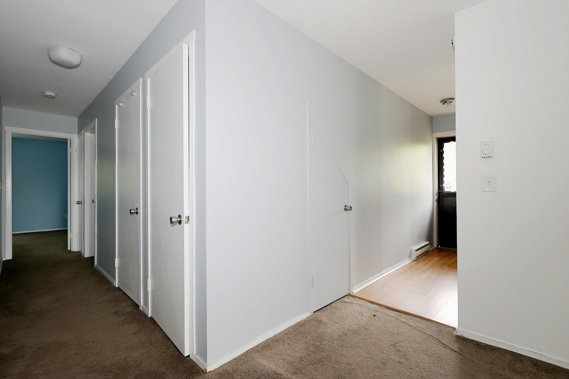 #14 photo, 1203 Village Drive, 纽约州 Brewster , NY 10509