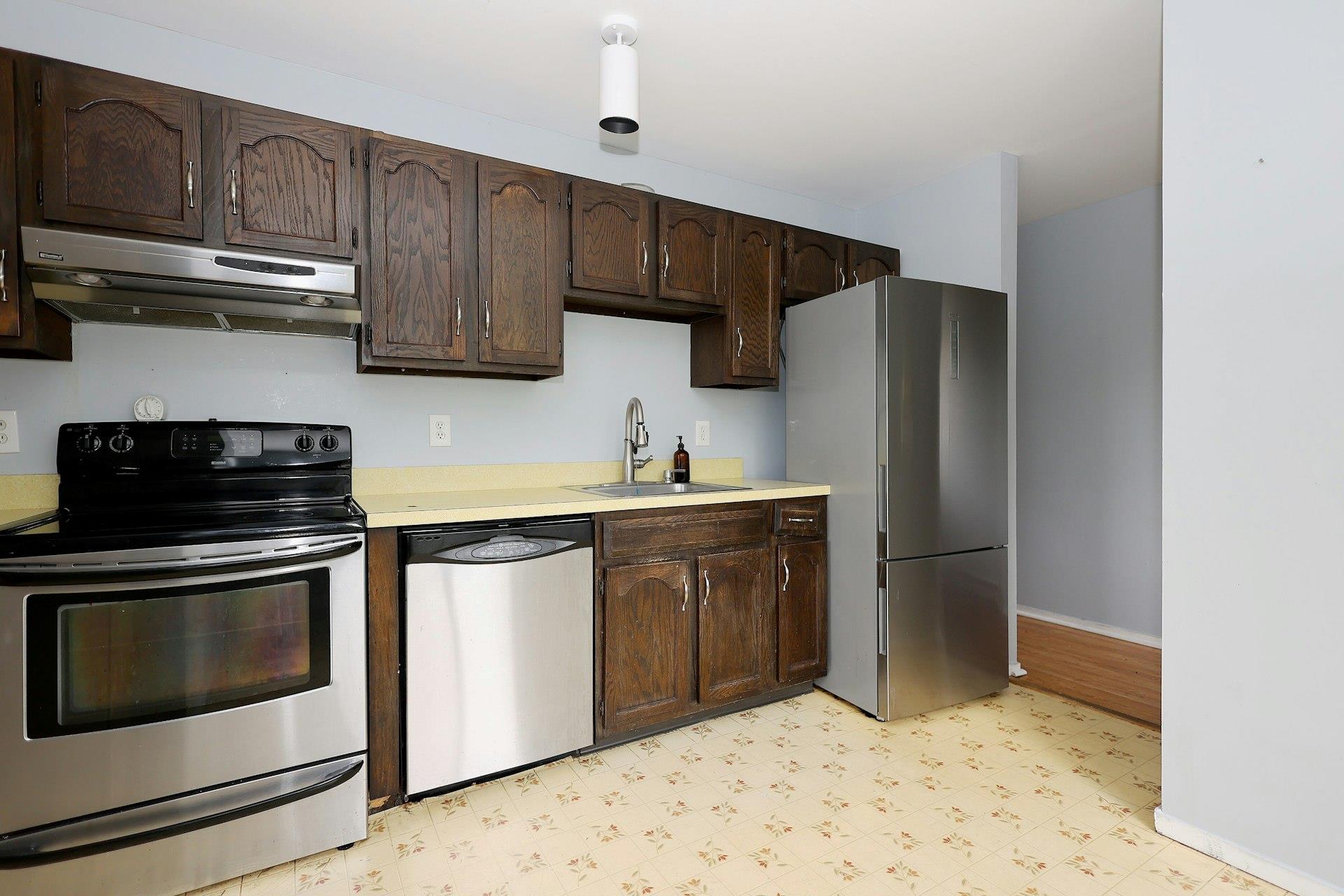 #5 photo, 1203 Village Drive, 纽约州 Brewster , NY 10509