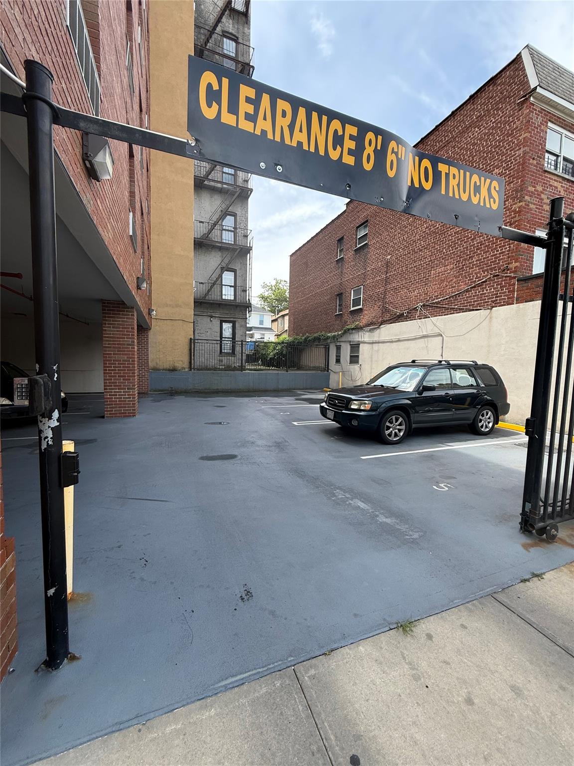 #3 photo, 1701 Parkview Avenue, ブロンクス区 Bronx , NY 10461