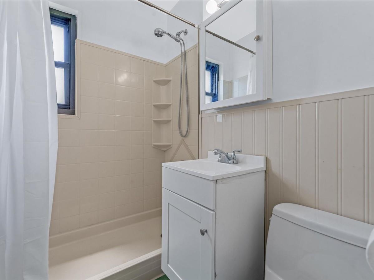 #18 photo, 21-33 Utopia Parkway, クイーンズ区 Whitestone , NY 11357