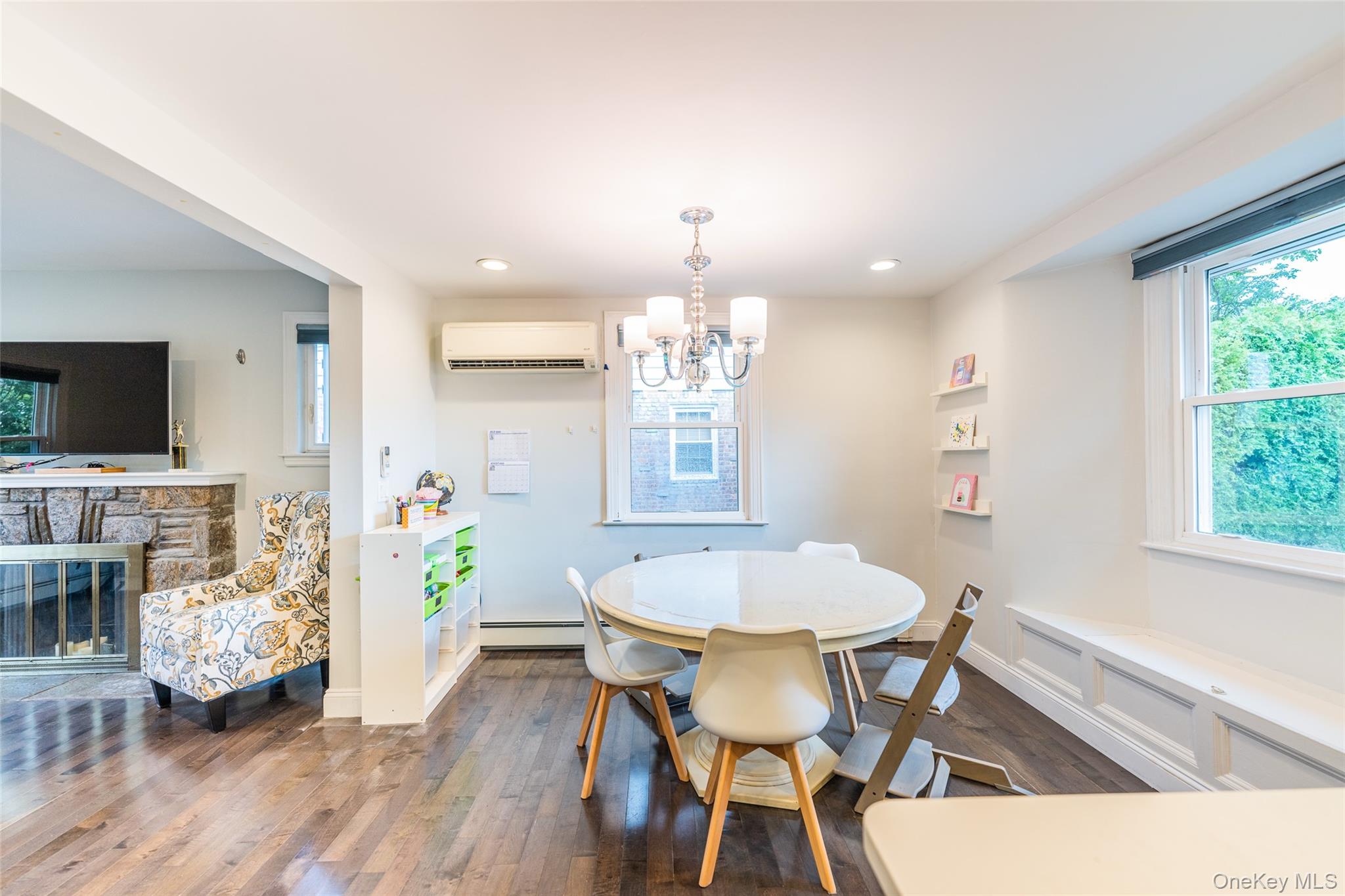 #5 photo, 43 Jayson Avenue, Great Neck , NY 11021