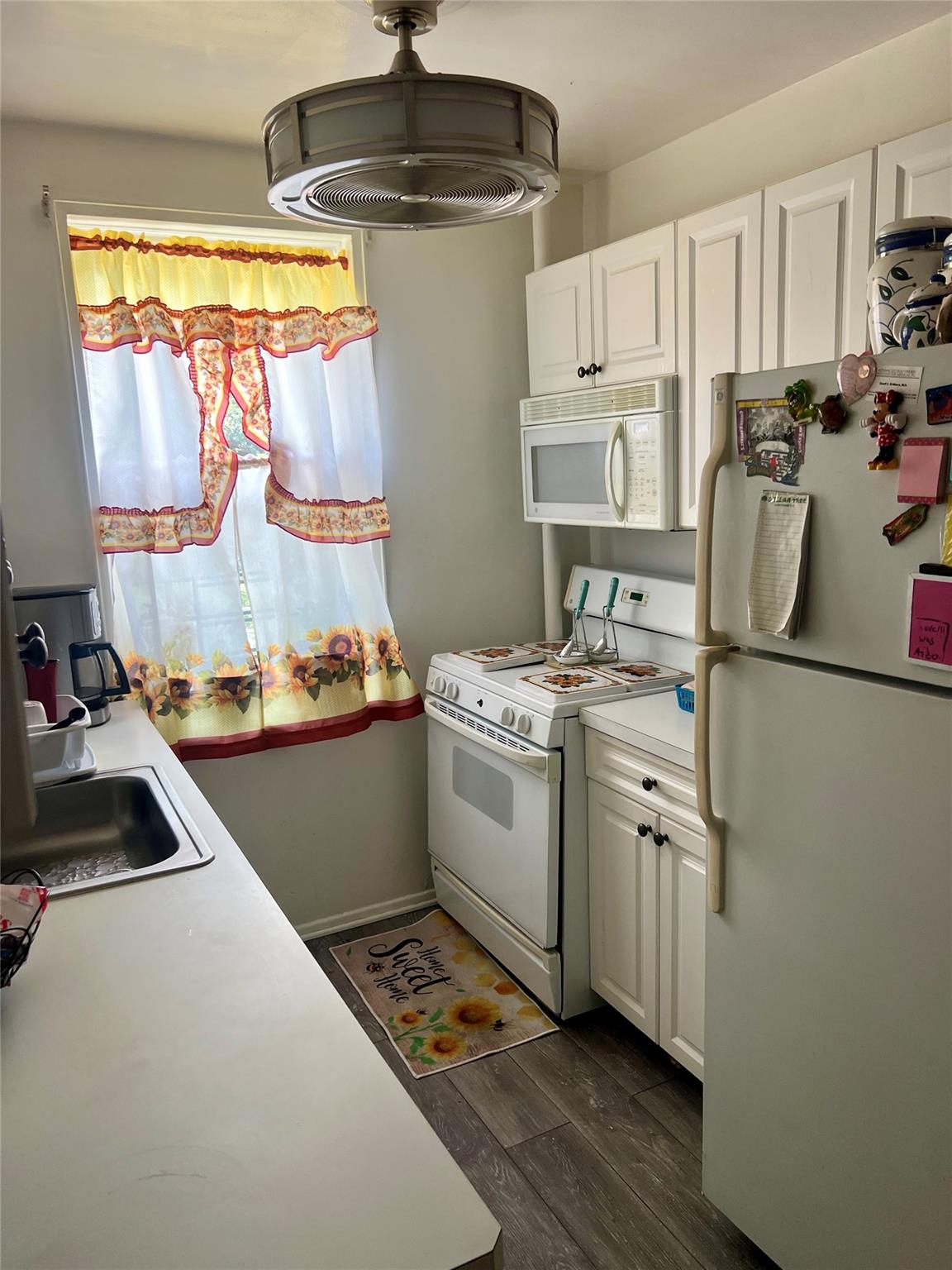 #12 photo, 709 Warburton Avenue, Yonkers , NY 10701