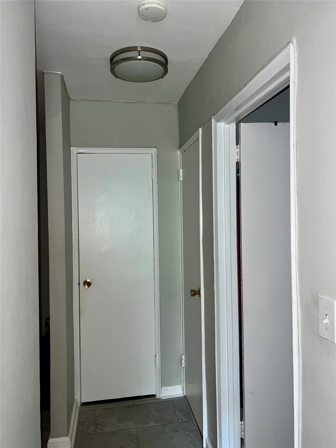 #17 photo, 709 Warburton Avenue, Yonkers , NY 10701