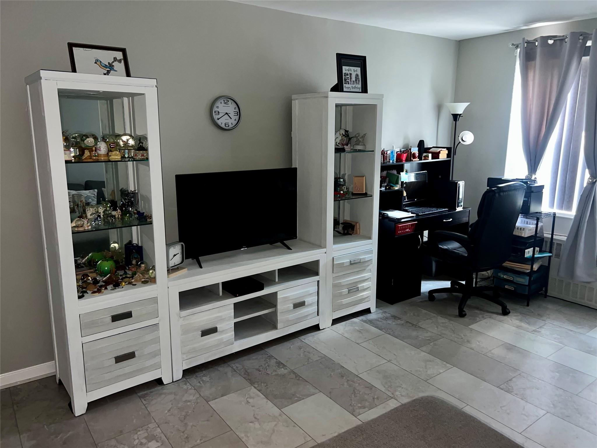 #2 photo, 709 Warburton Avenue, Yonkers , NY 10701