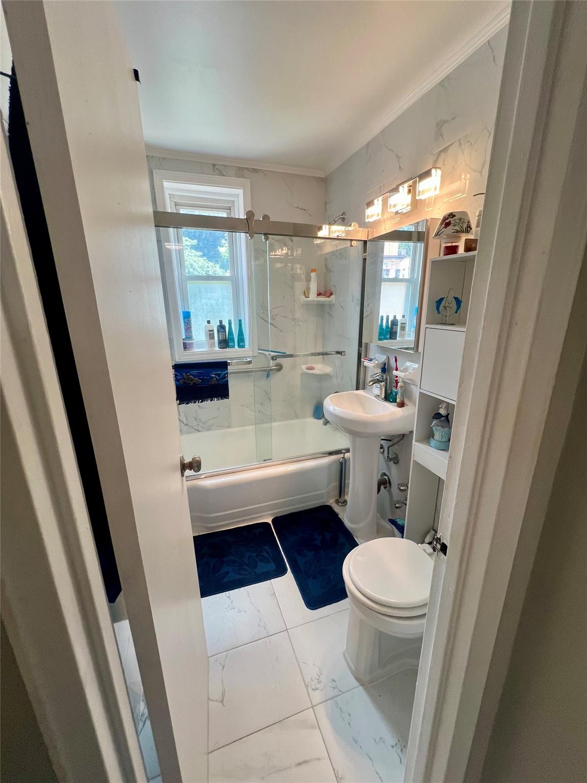 #5 photo, 709 Warburton Avenue, Yonkers , NY 10701