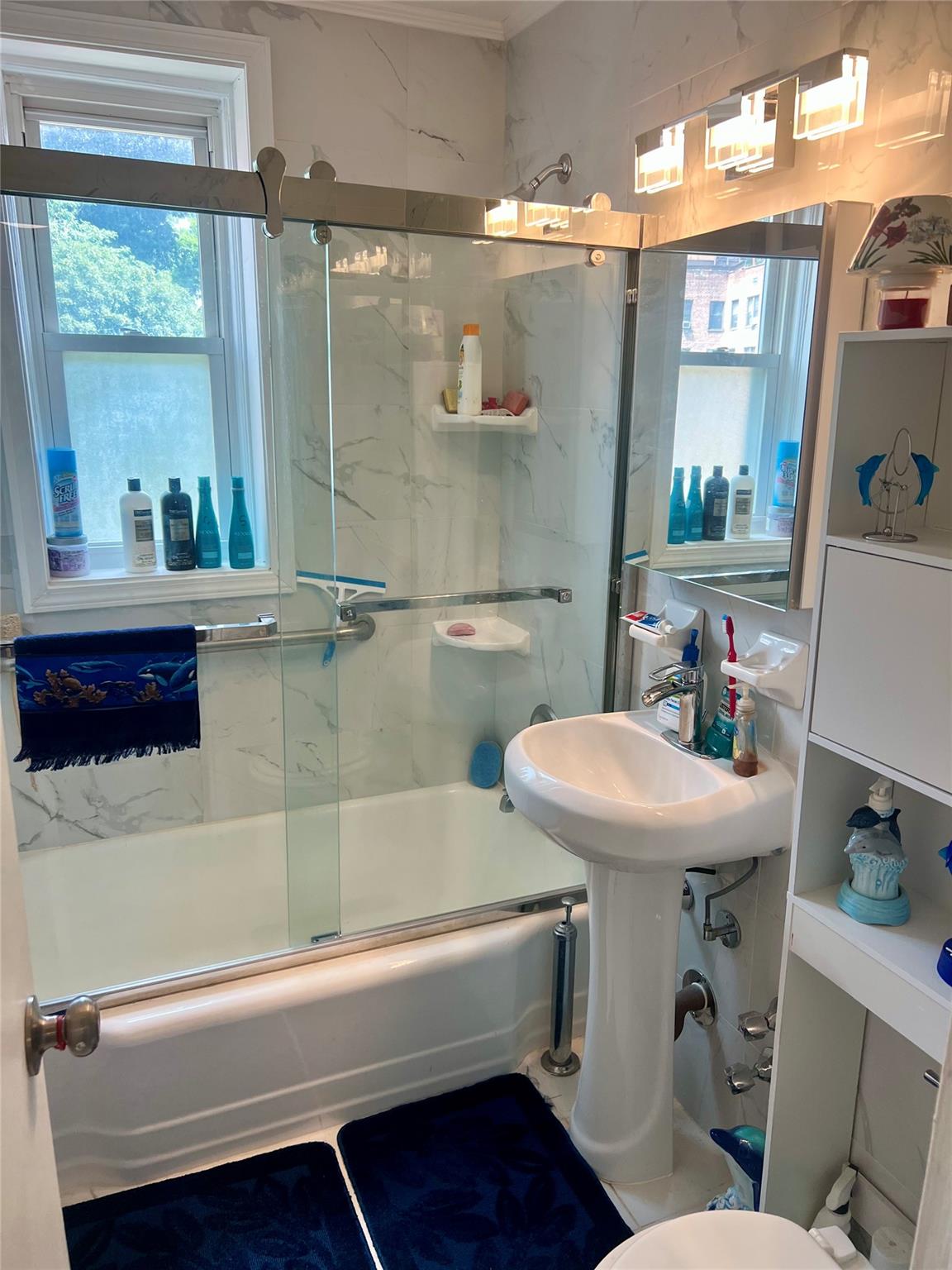 #9 photo, 709 Warburton Avenue, Yonkers , NY 10701