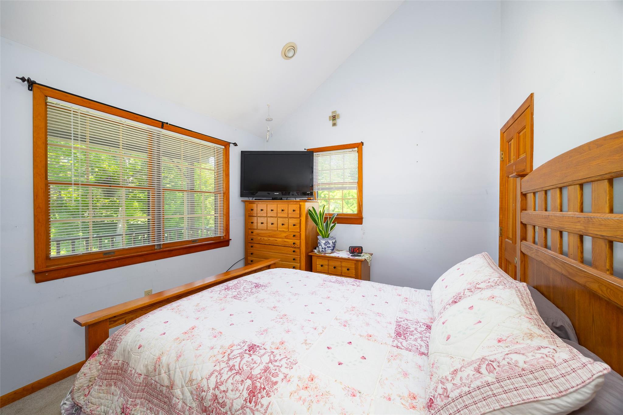 #12 photo, 297 Turkey Hill Road, Red Hook , NY 12571