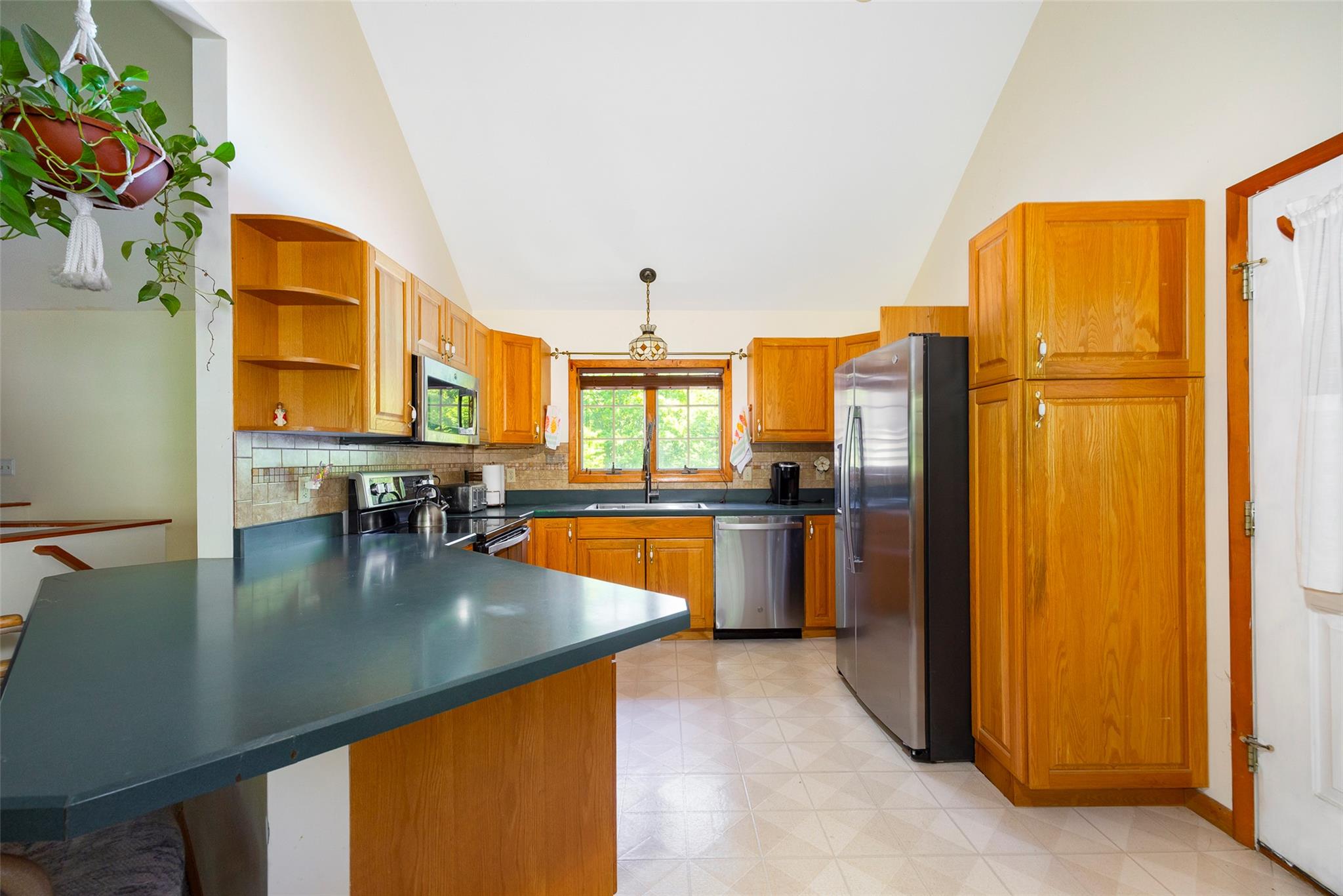 #6 photo, 297 Turkey Hill Road, Red Hook , NY 12571