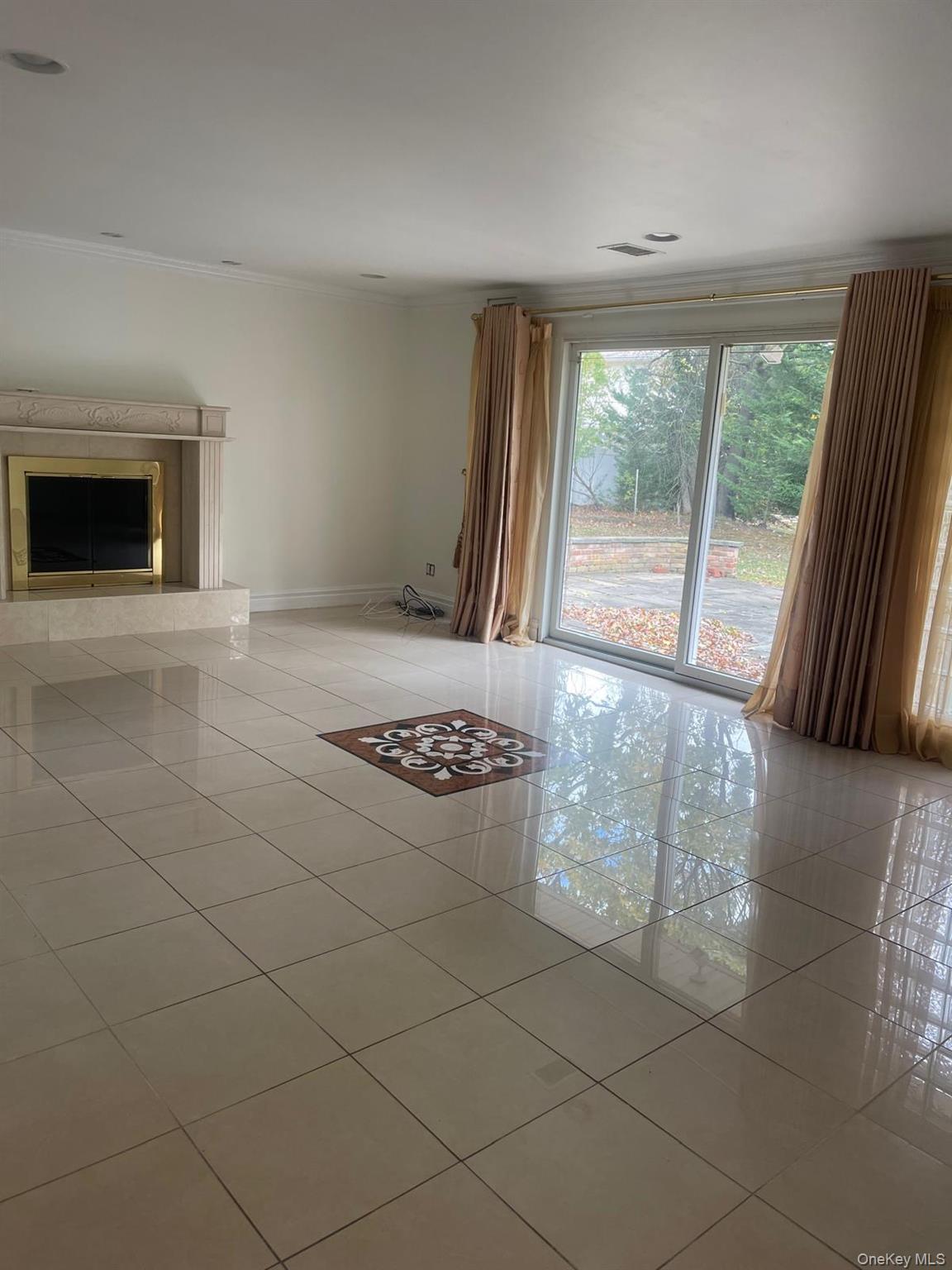 #8 photo, 29 Bayberry Road, Lawrence , NY 11559