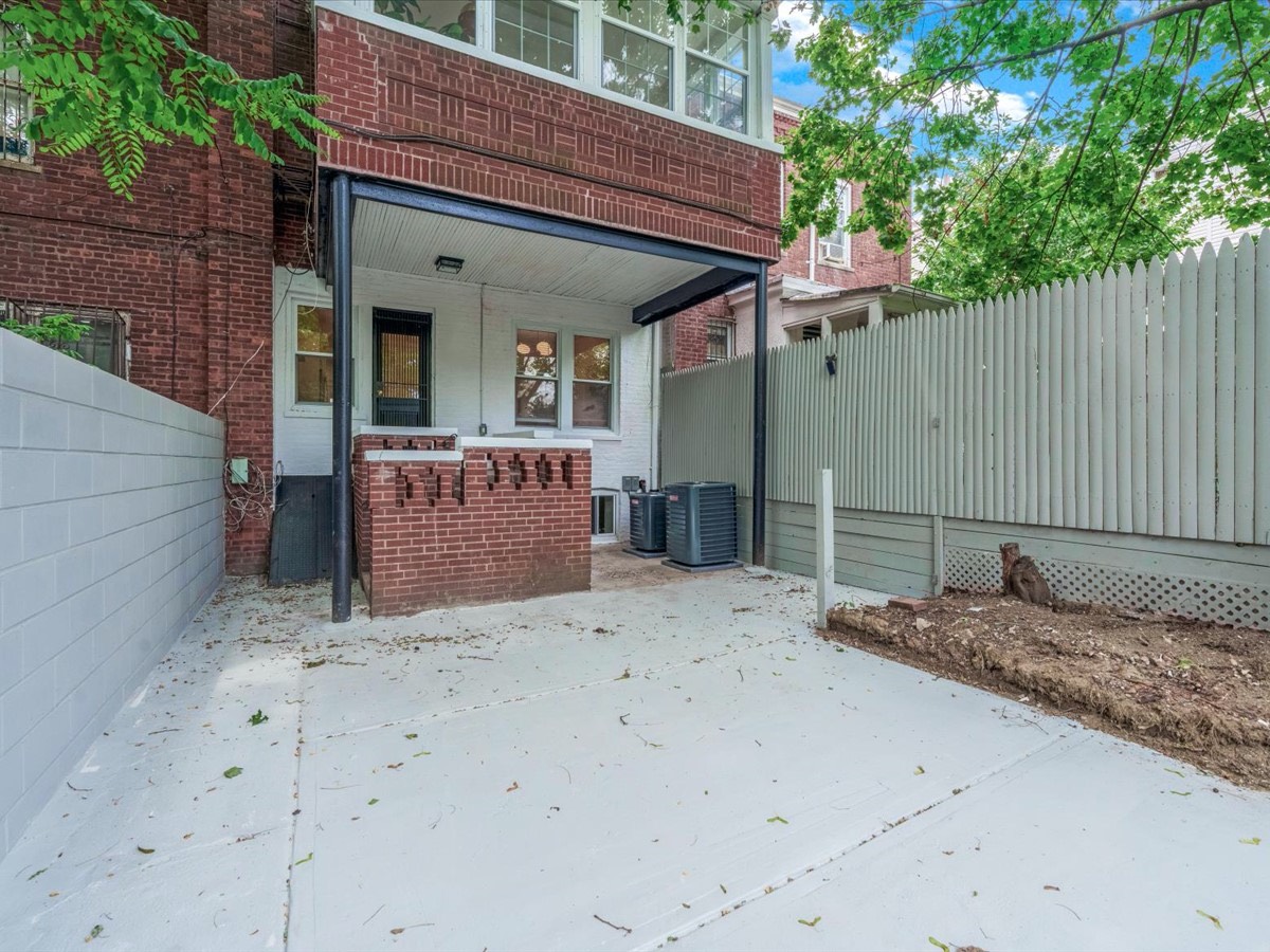 #21 photo, 3 Schenck Court, Cypress Hills , NY 11207