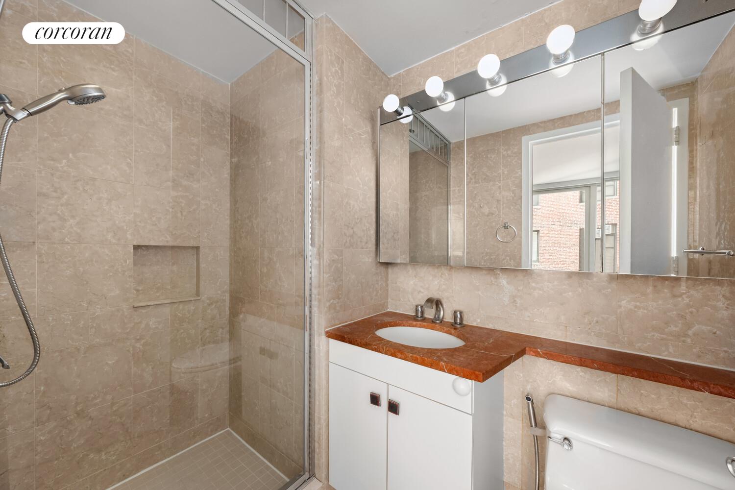 #7 photo, 52 PARK Avenue, マンハッタン Murray Hill , NY 10016