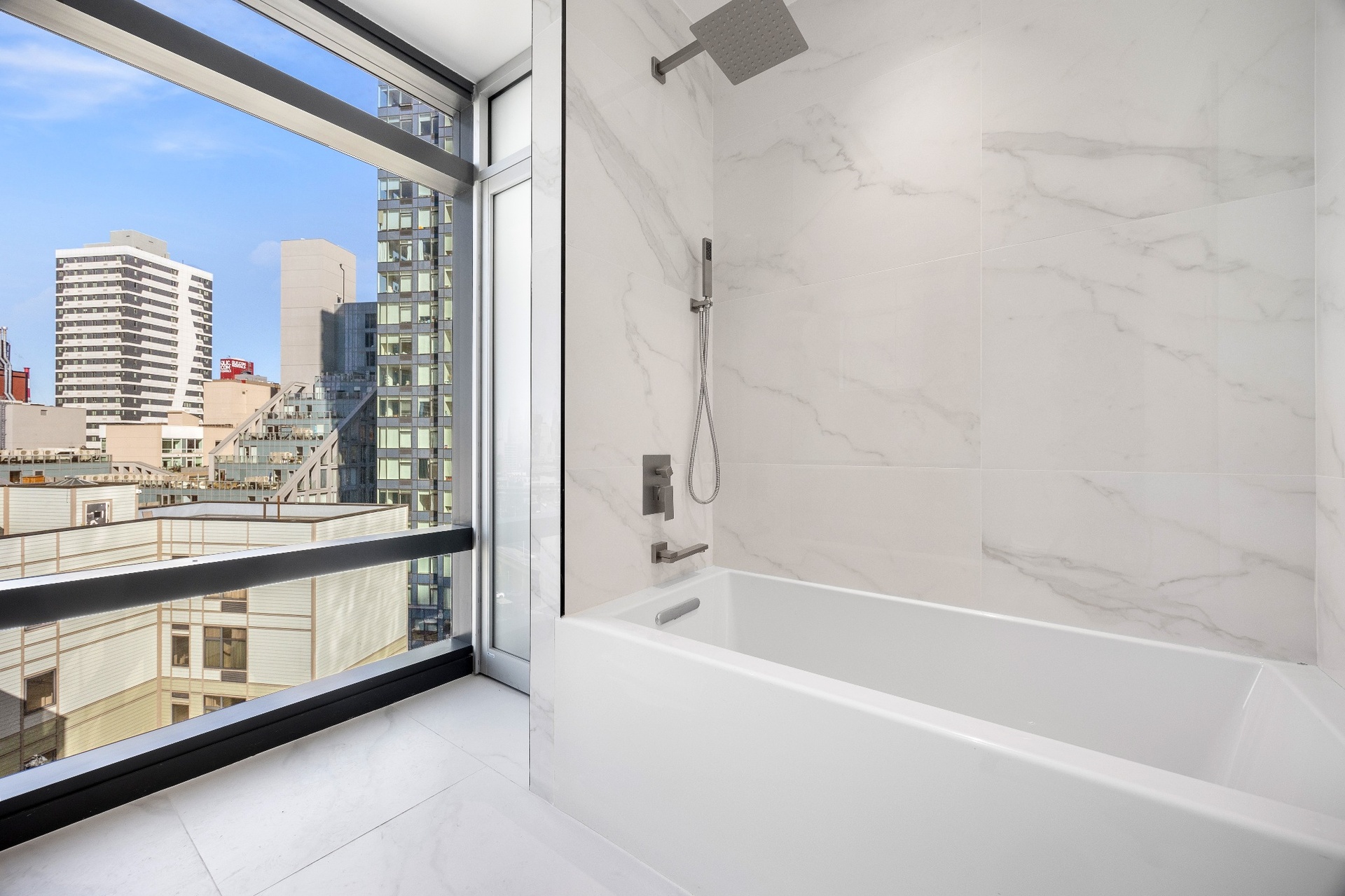 #3 photo, 42-62 Hunter Street, クイーンズ区 Long Island City , NY 11101