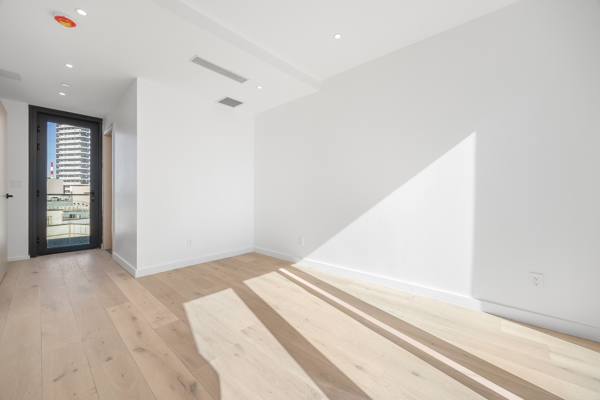 #5 photo, 42-62 Hunter Street, クイーンズ区 Long Island City , NY 11101