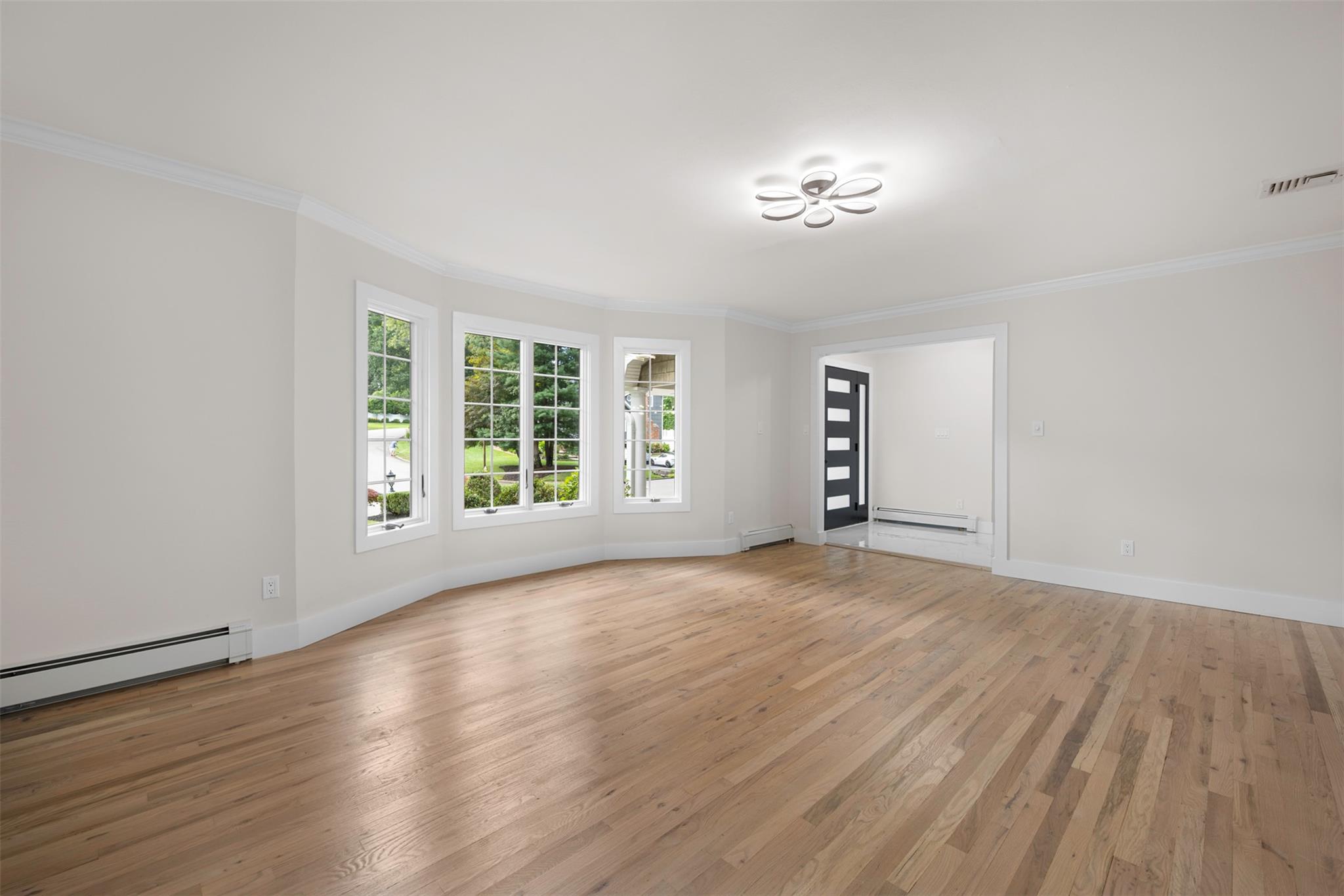 #12 photo, 7 Windmill Court, 東長島 史密斯敦 Smithtown , NY 11787