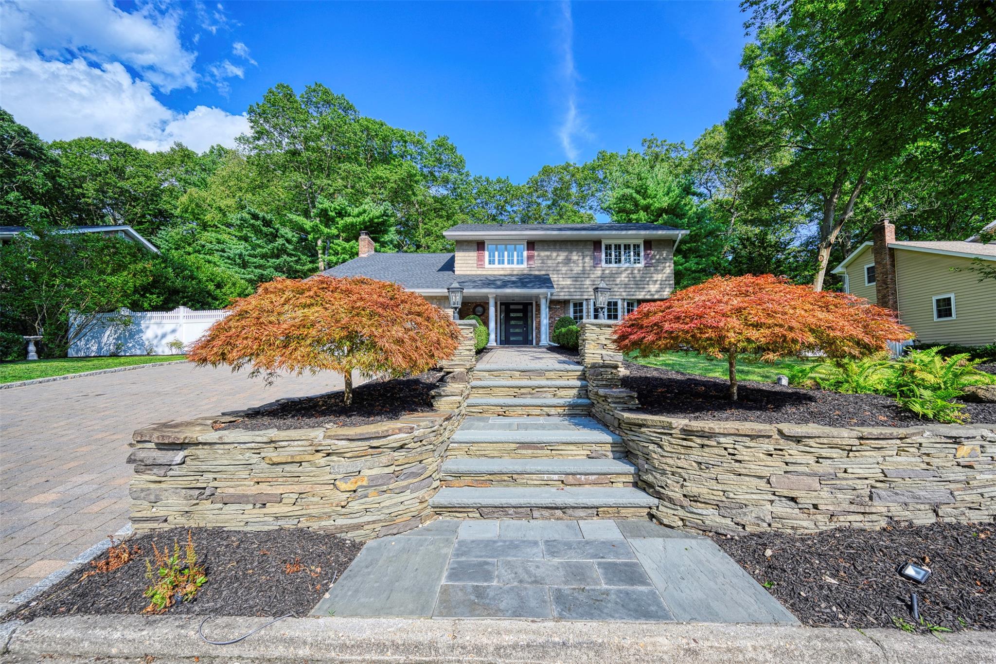 #2 photo, 7 Windmill Court, 東長島 史密斯敦 Smithtown , NY 11787