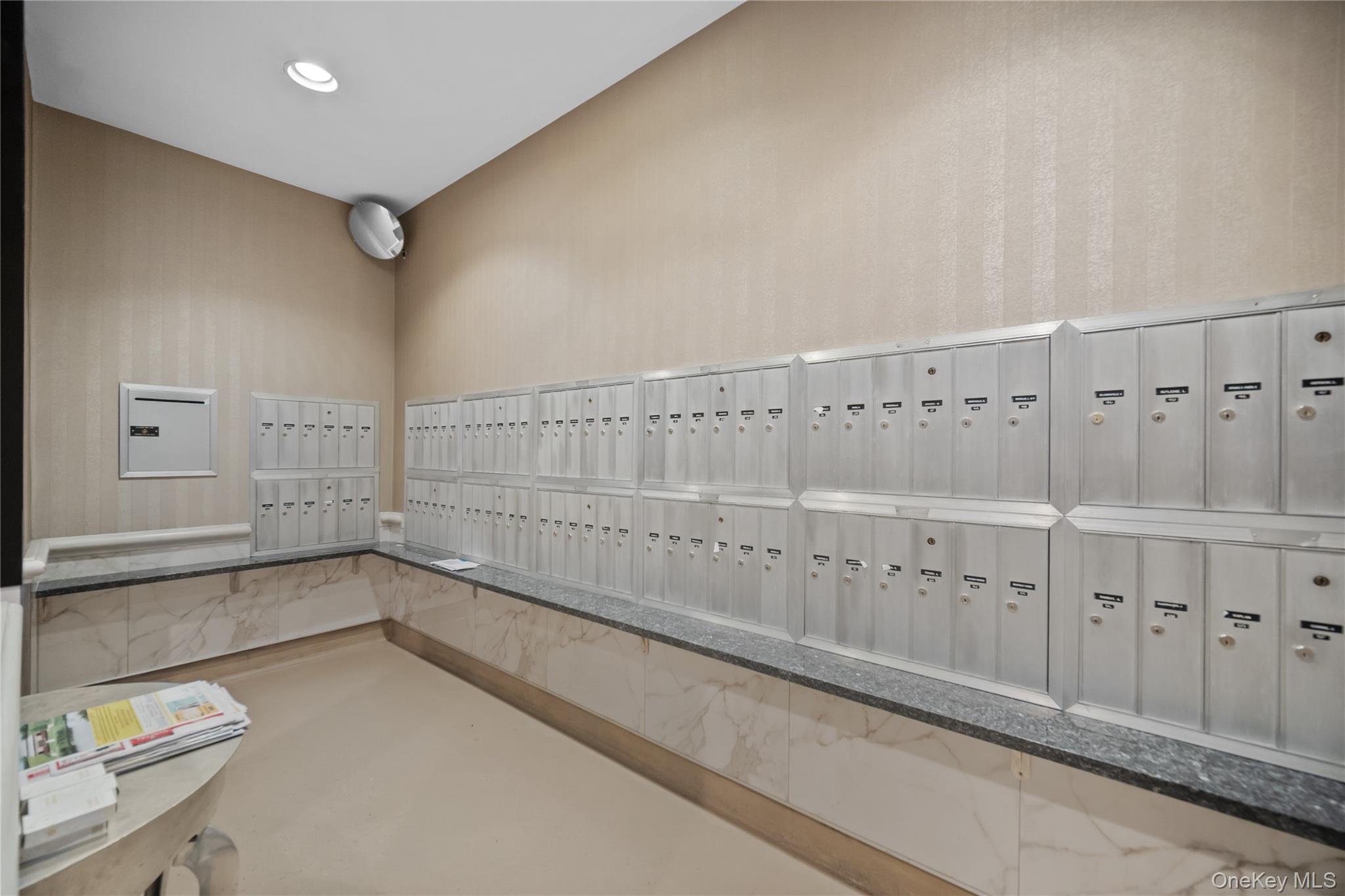 #10 photo, 12 Old Mamaroneck Road, 紐約州 White Plains , NY 10605