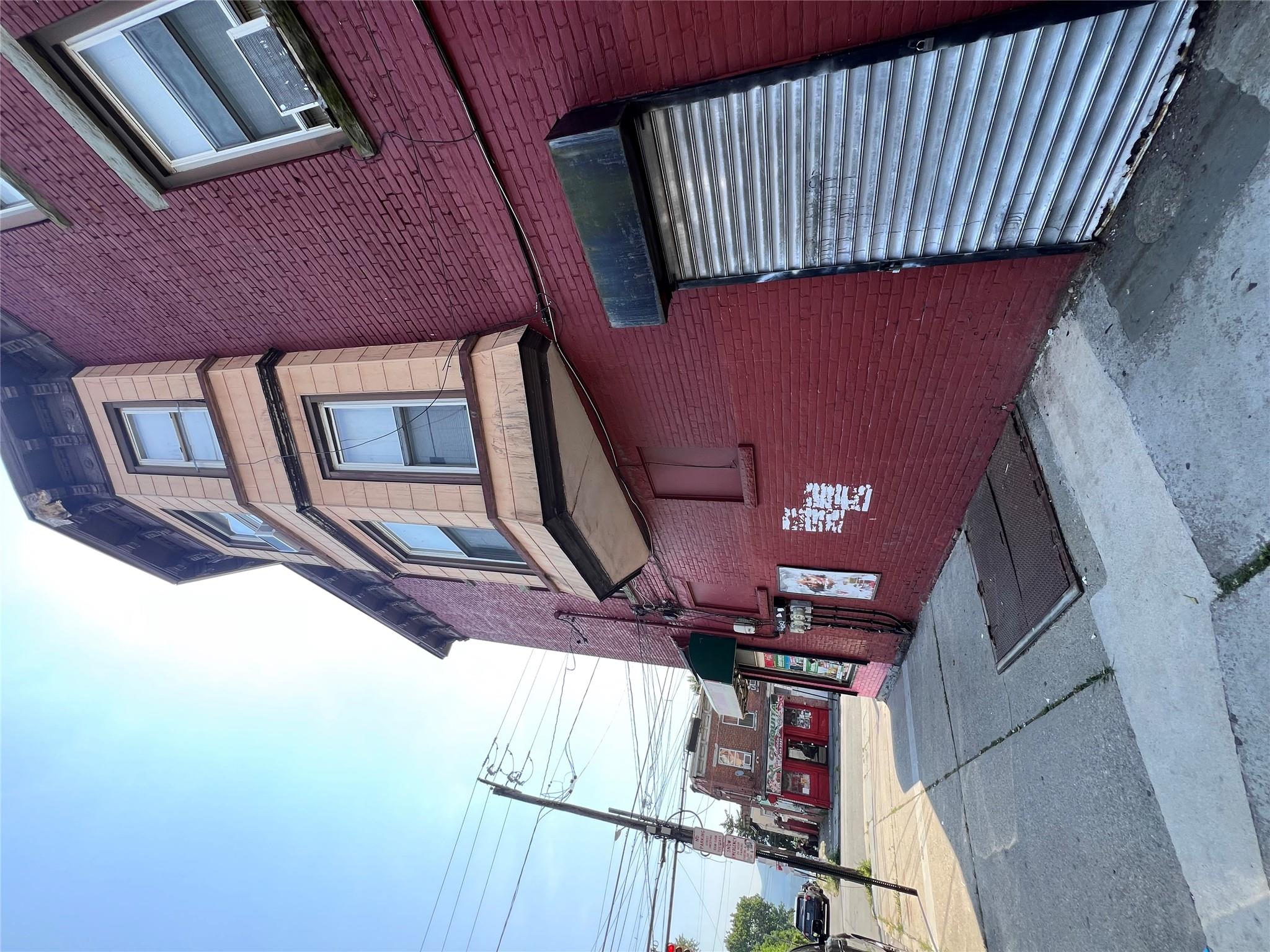 #4 photo, 94 William Street, Newburgh , NY 12550