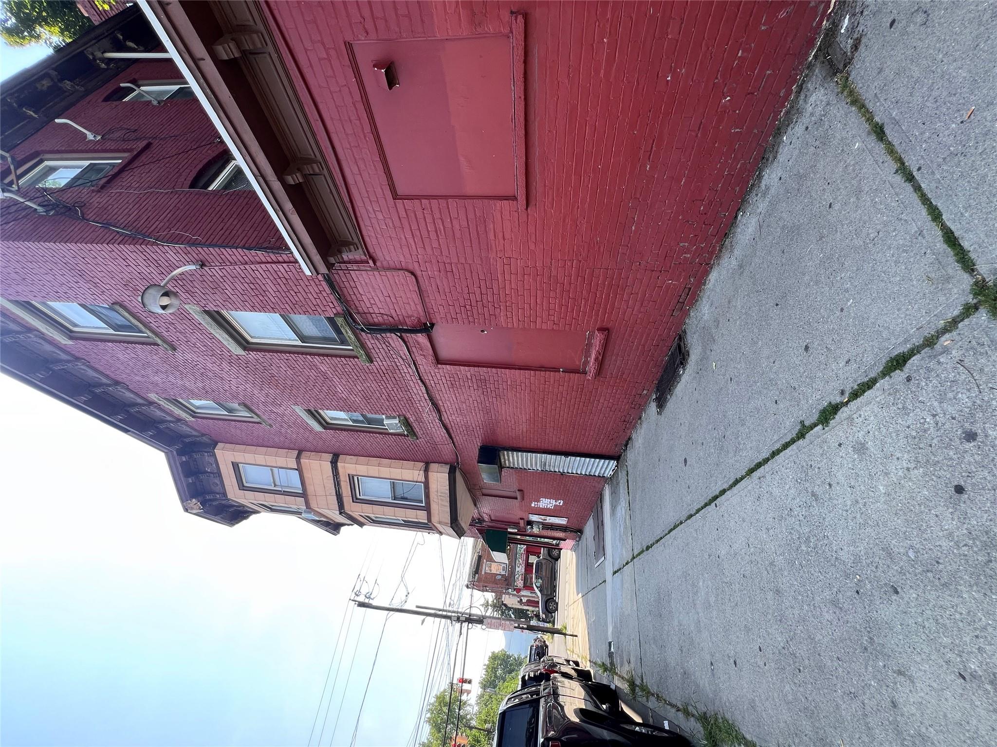 #5 photo, 94 William Street, Newburgh , NY 12550