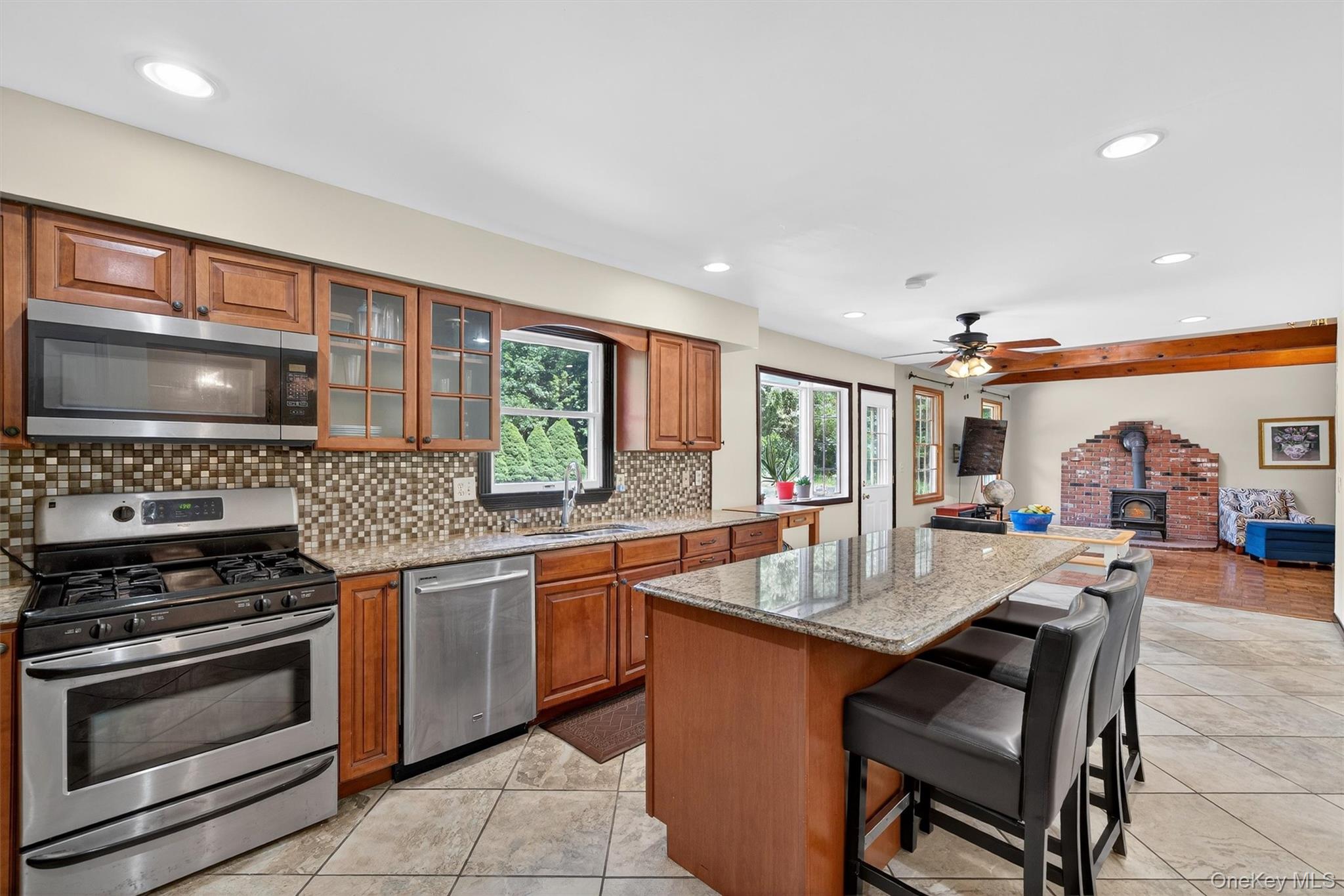 #10 photo, 94 Lincolndale, Washingtonville , NY 10992