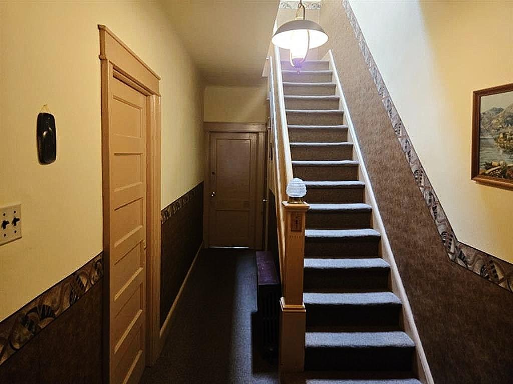 #4 photo, 71-09 68 Street, 皇后區 Glendale , NY 11385