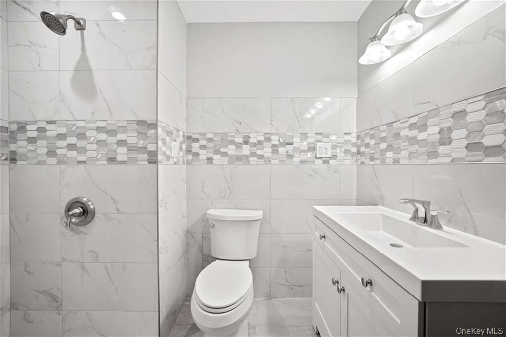 #13 photo, 423 Westchester Avenue, White Plains , NY 10604