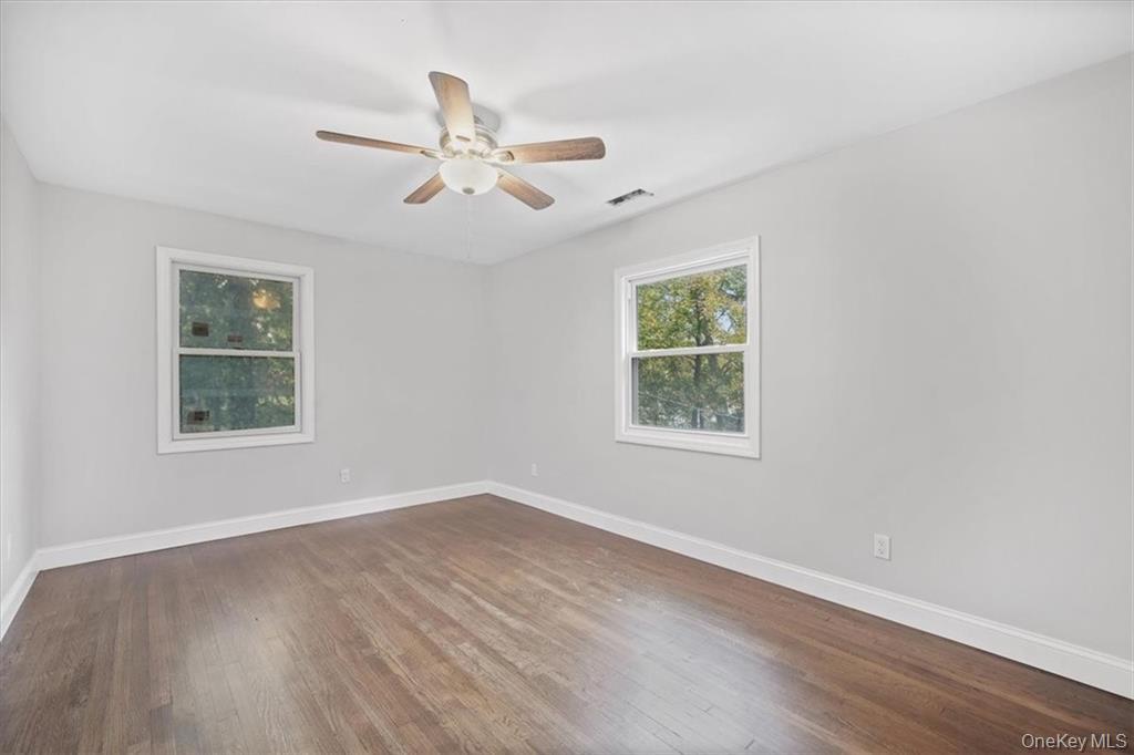 #16 photo, 423 Westchester Avenue, White Plains , NY 10604