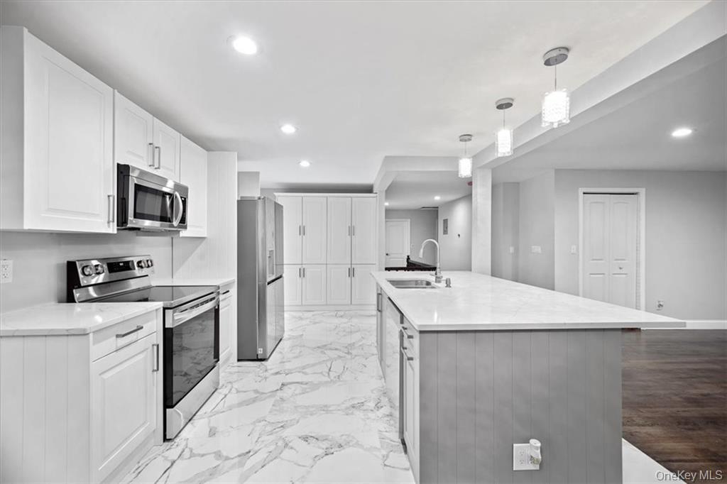 #5 photo, 423 Westchester Avenue, White Plains , NY 10604