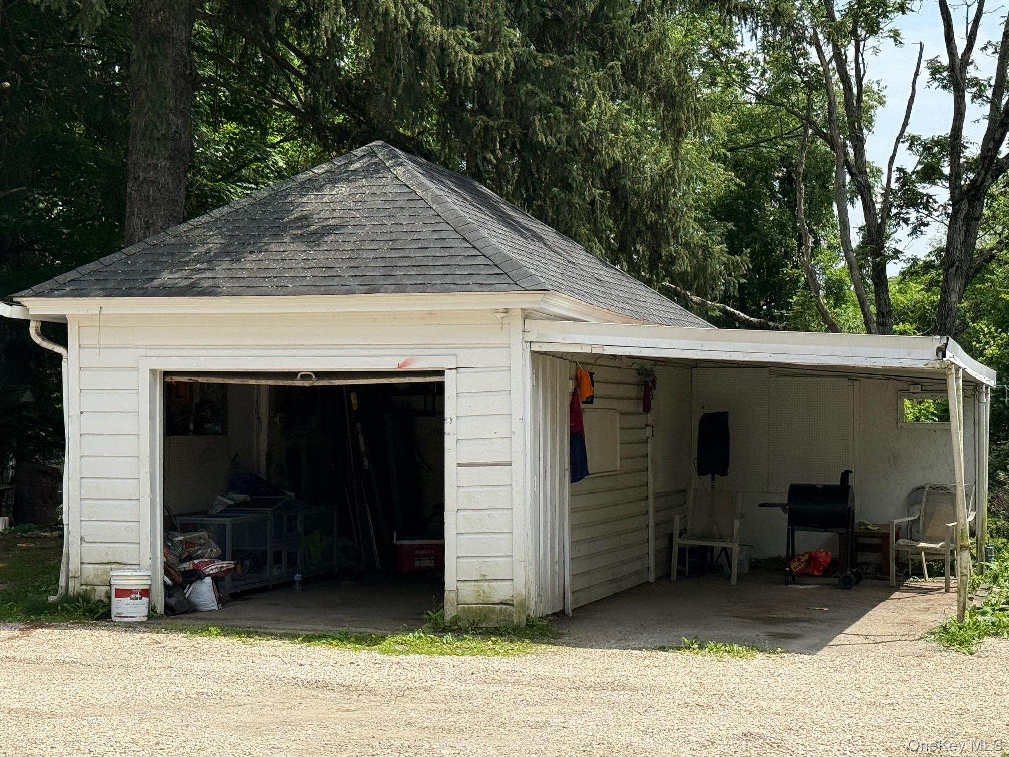 #2 photo, 5846 S Elm Avenue, Millerton , NY 12546