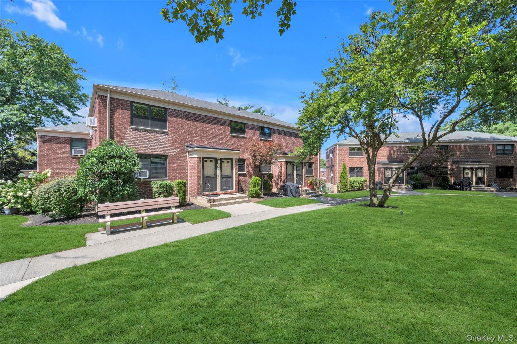 #10 photo, 219-27 75 Avenue, クイーンズ区 Bayside , NY 11364