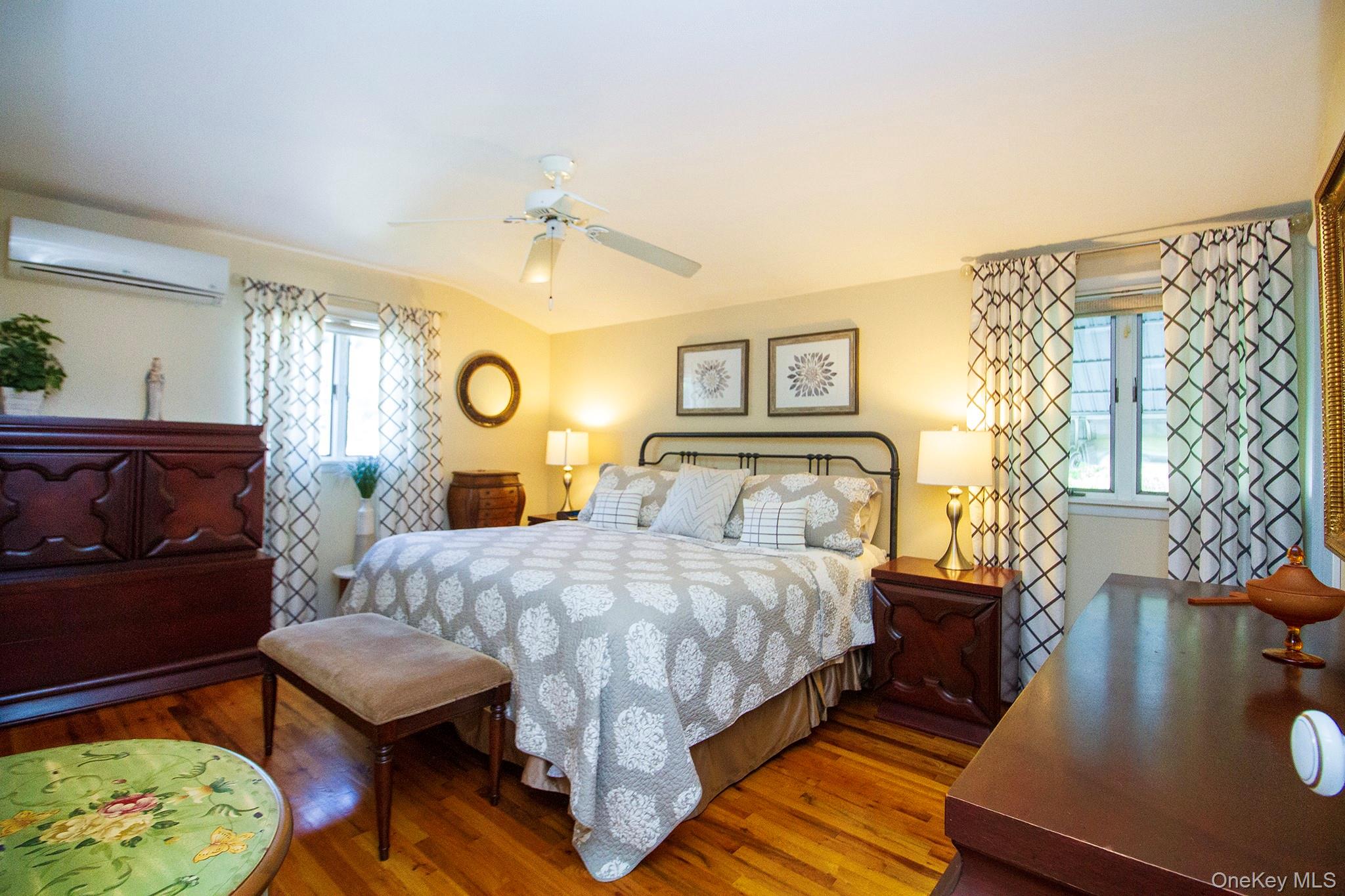 #12 photo, 6 Freshman Lane, Stony Brook , NY 11790