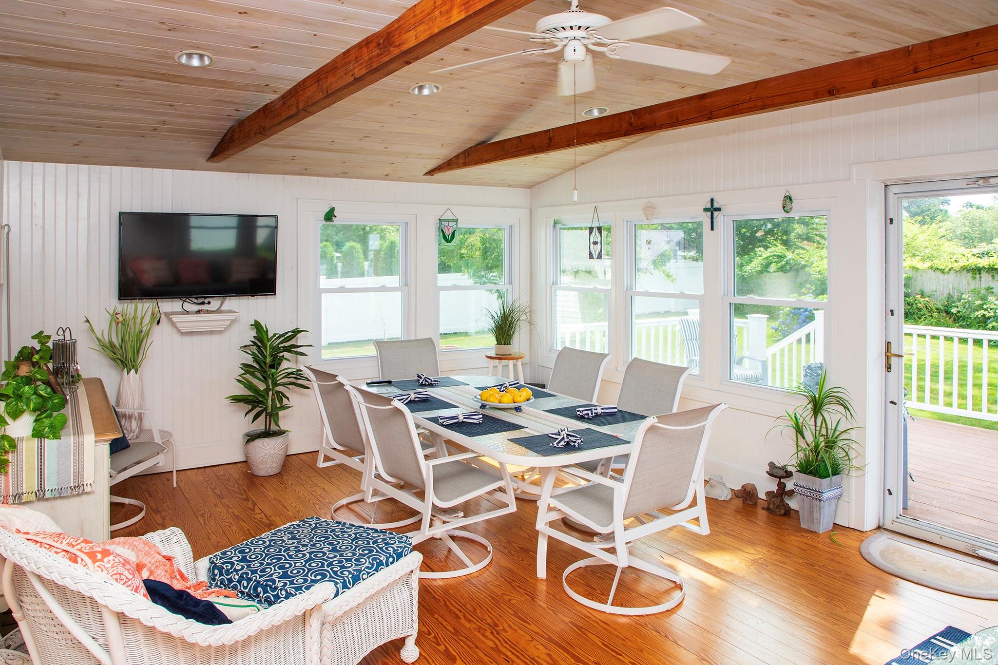 #19 photo, 6 Freshman Lane, Stony Brook , NY 11790